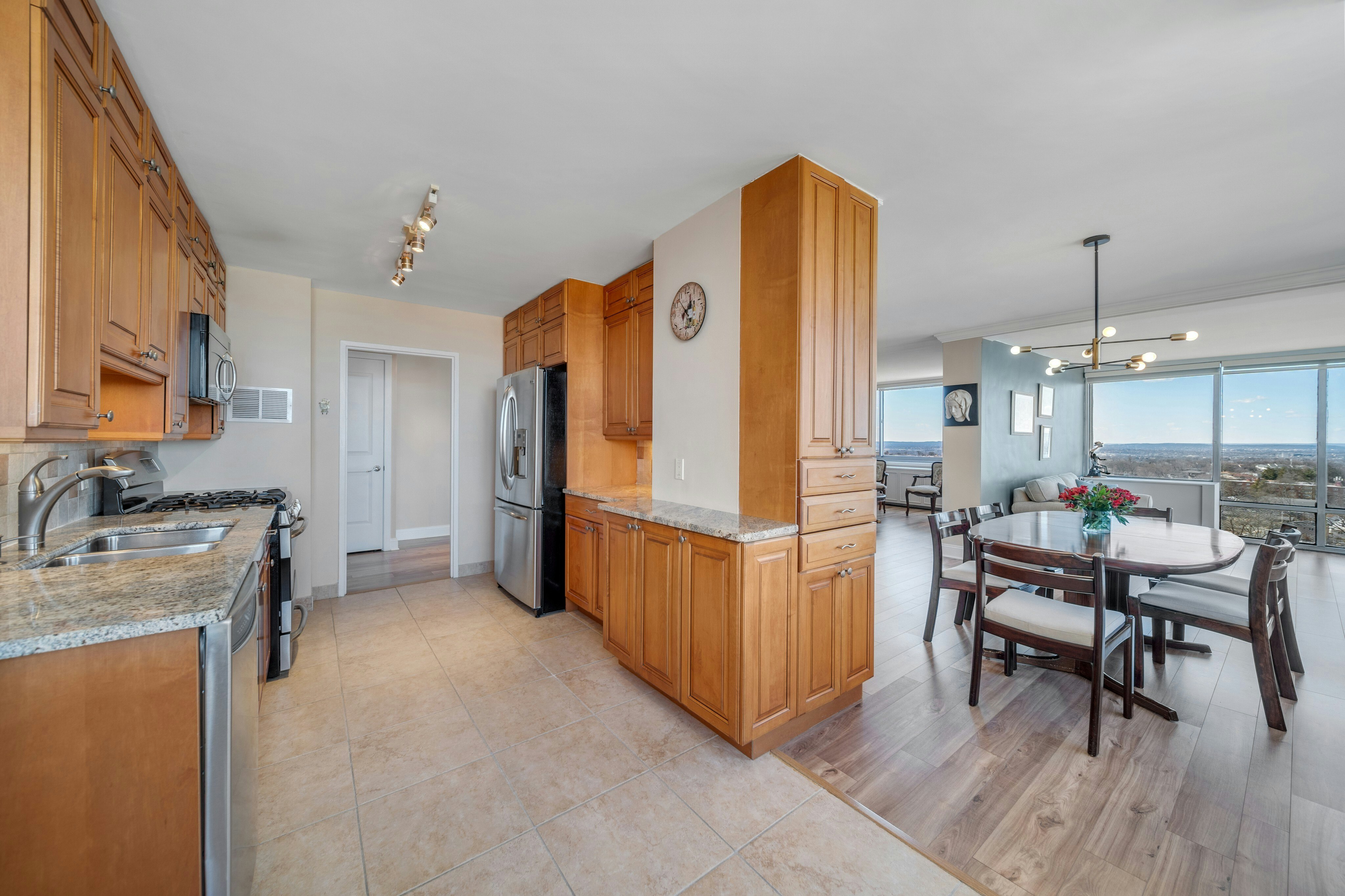 1600 Parker Avenue 19B 