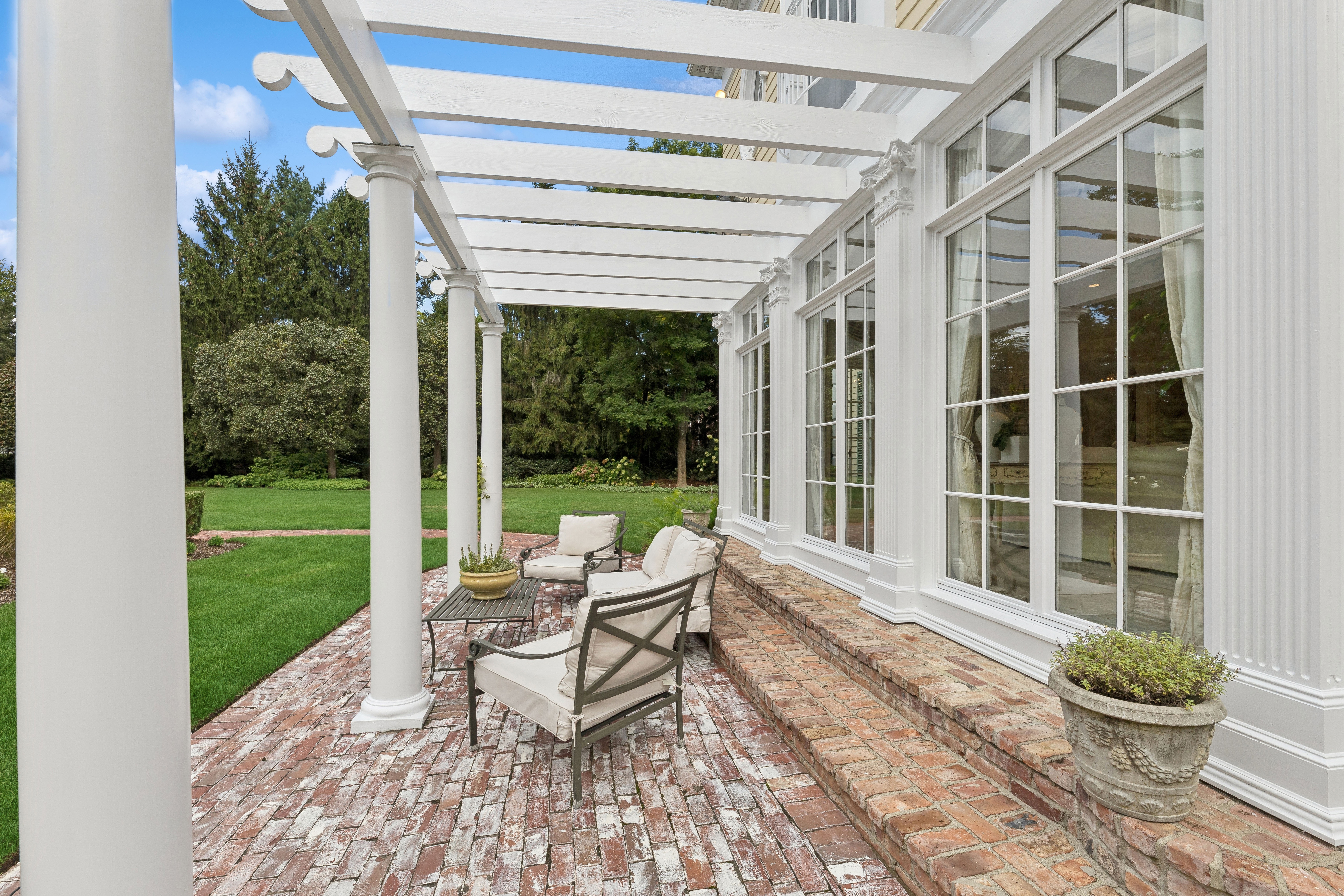106 Greenfield Hill 