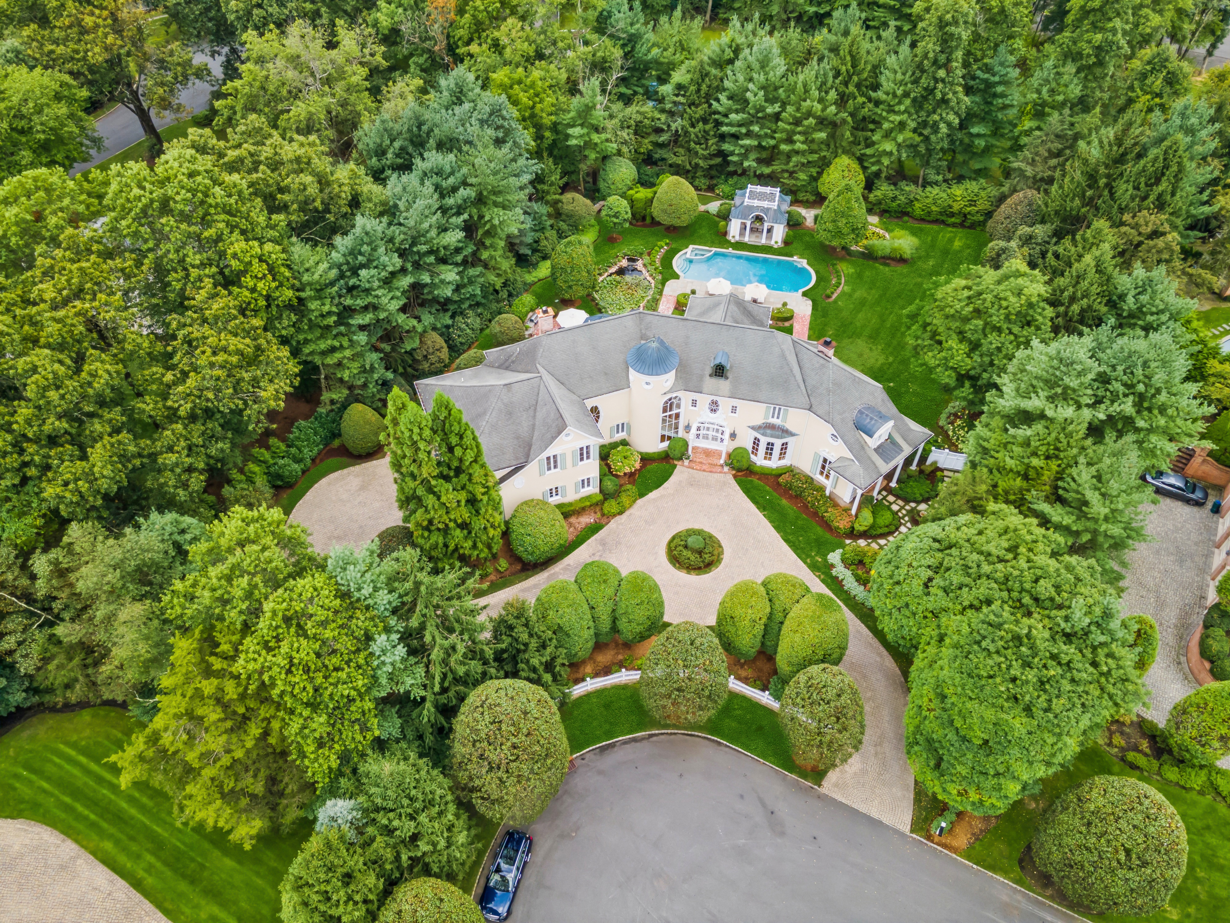 106 Greenfield Hill 