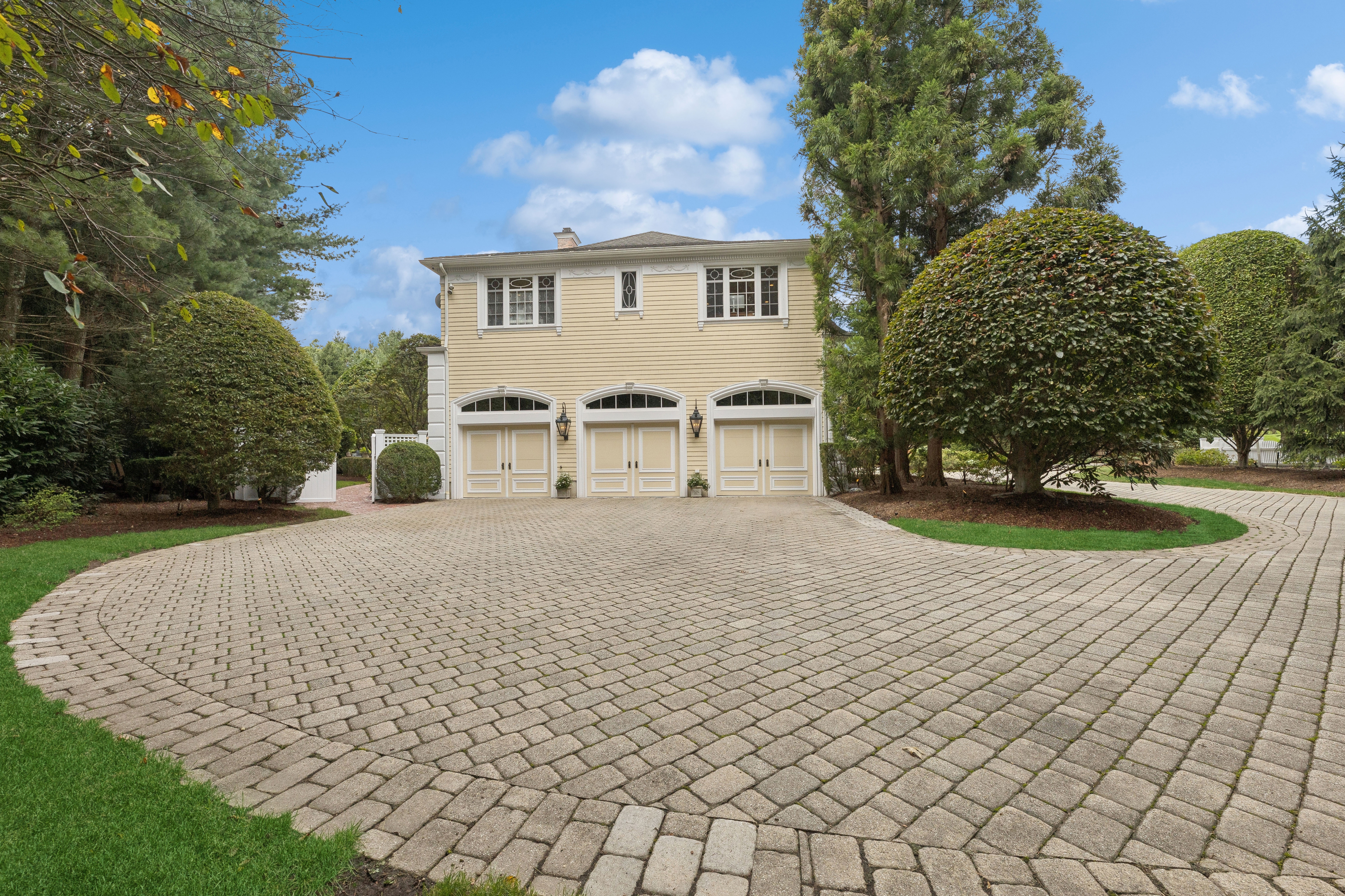 106 Greenfield Hill 