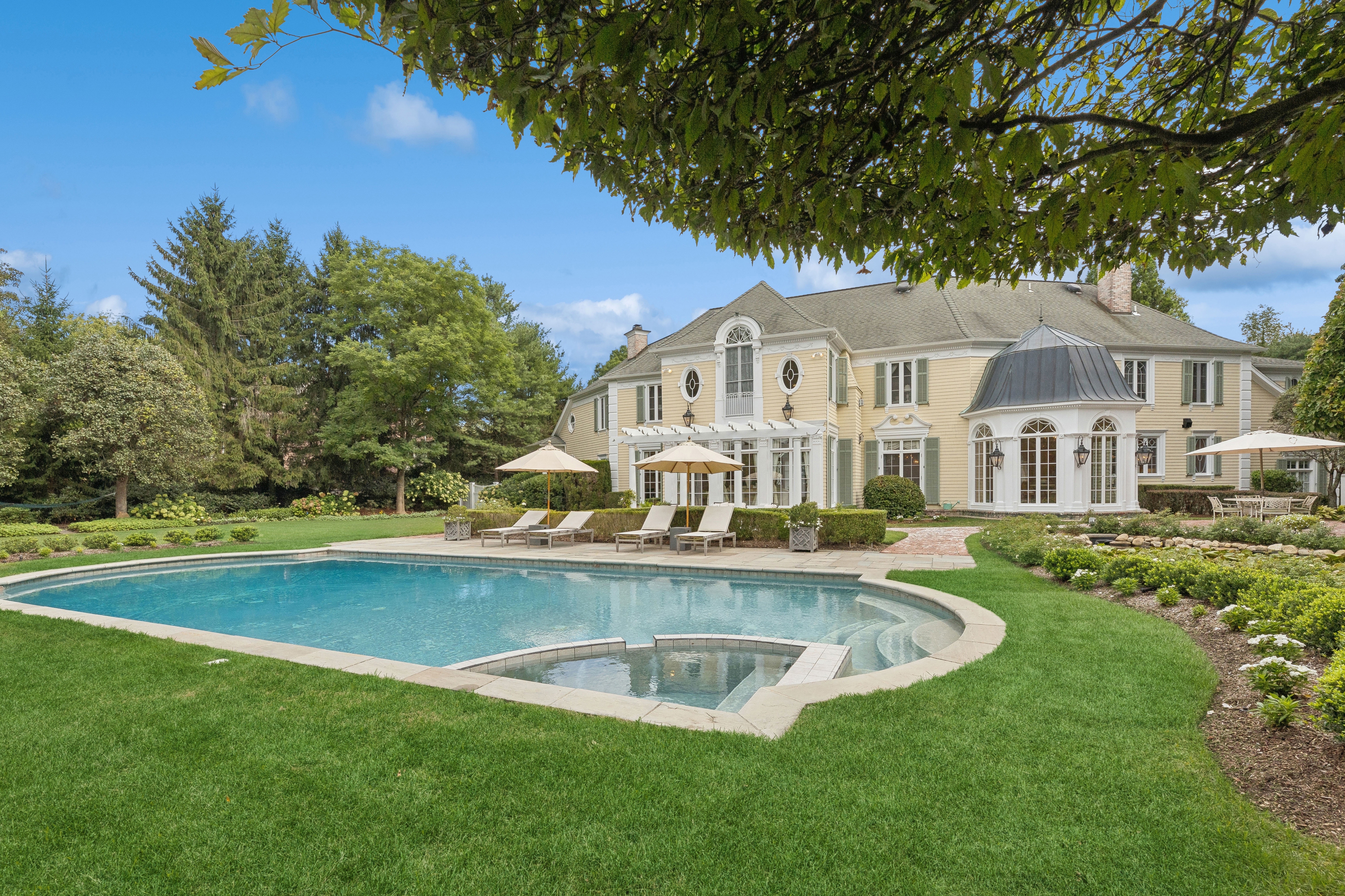 106 Greenfield Hill 