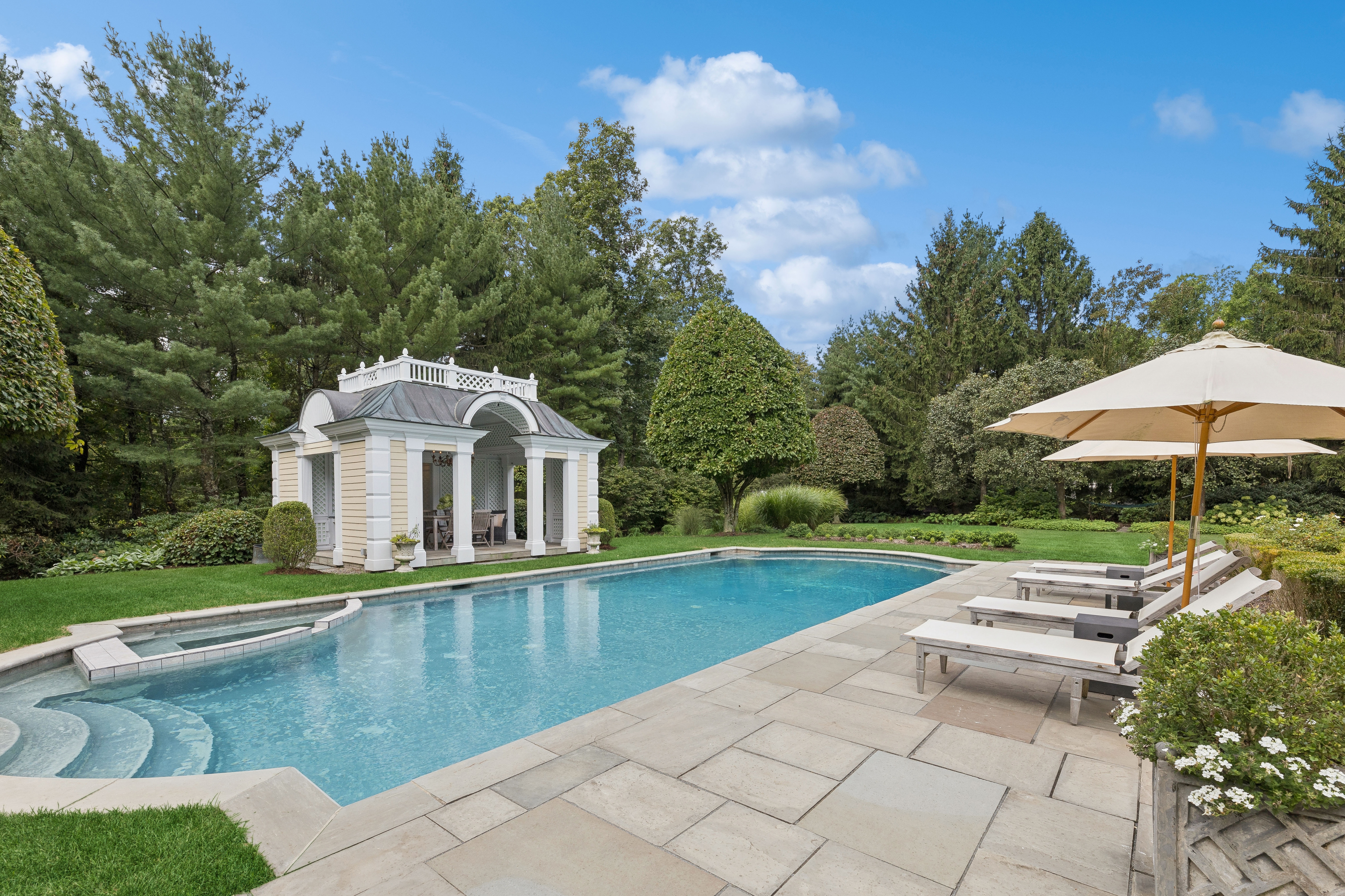 106 Greenfield Hill 