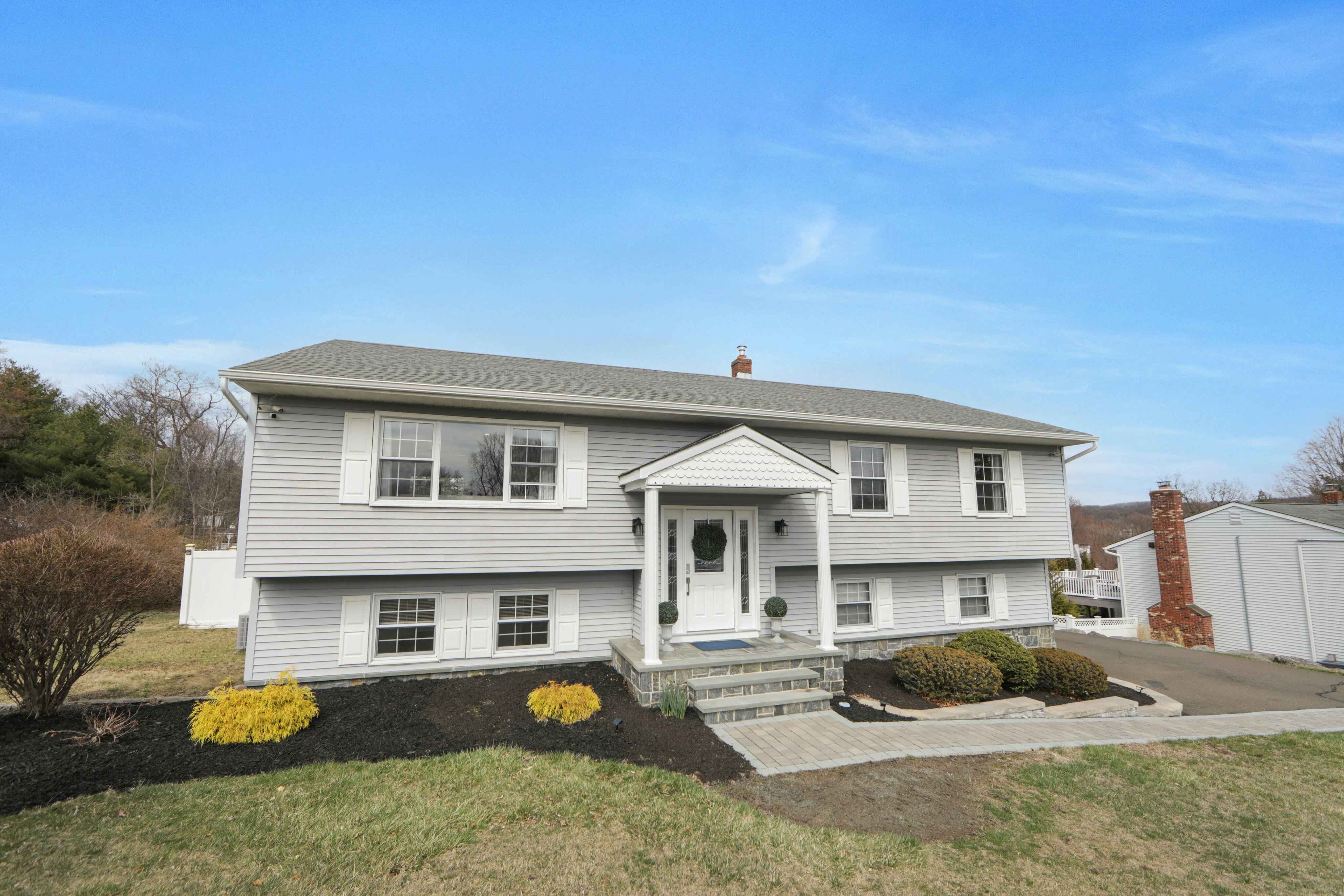 11 Melissa Drive 