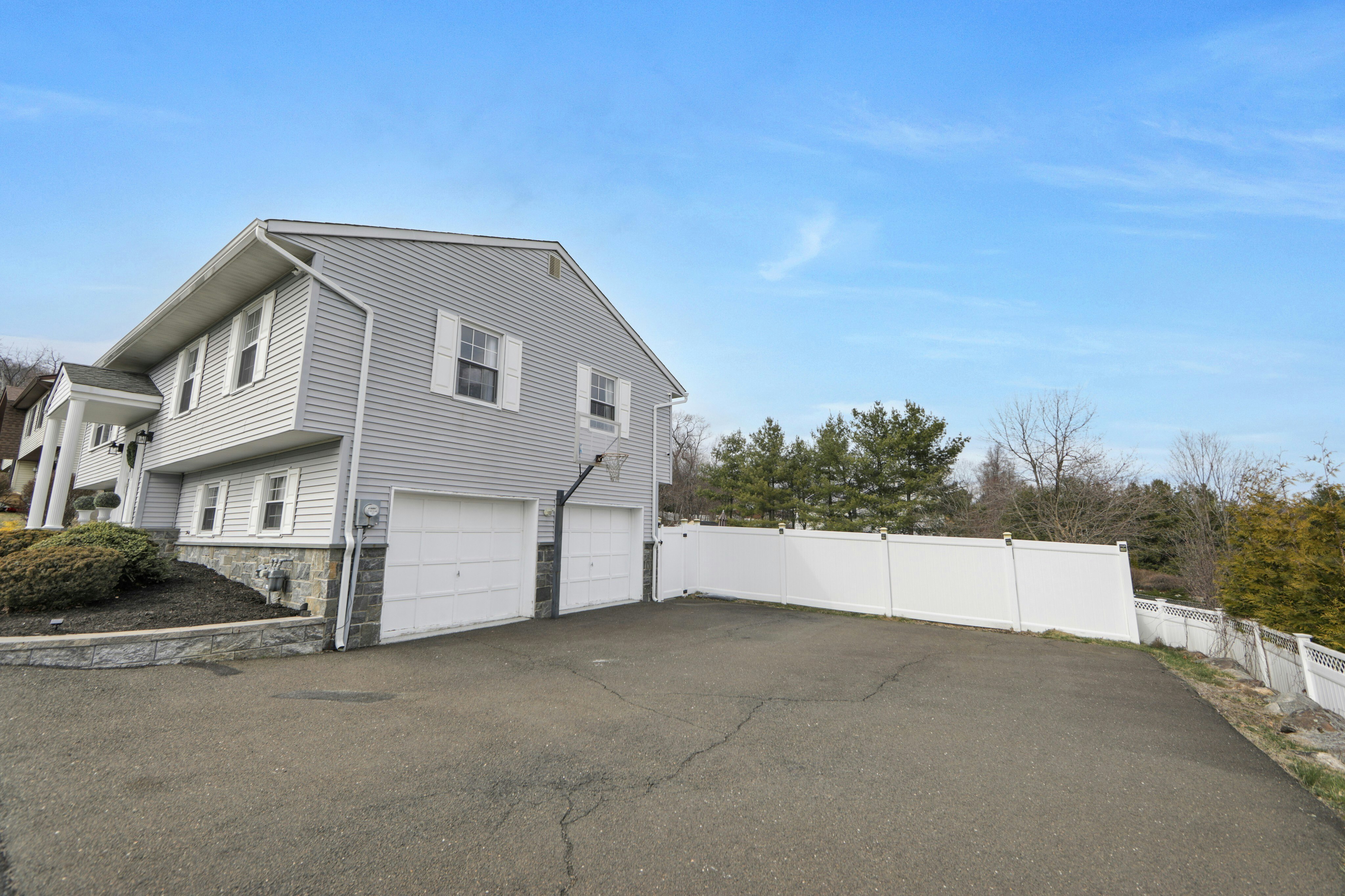 11 Melissa Drive 