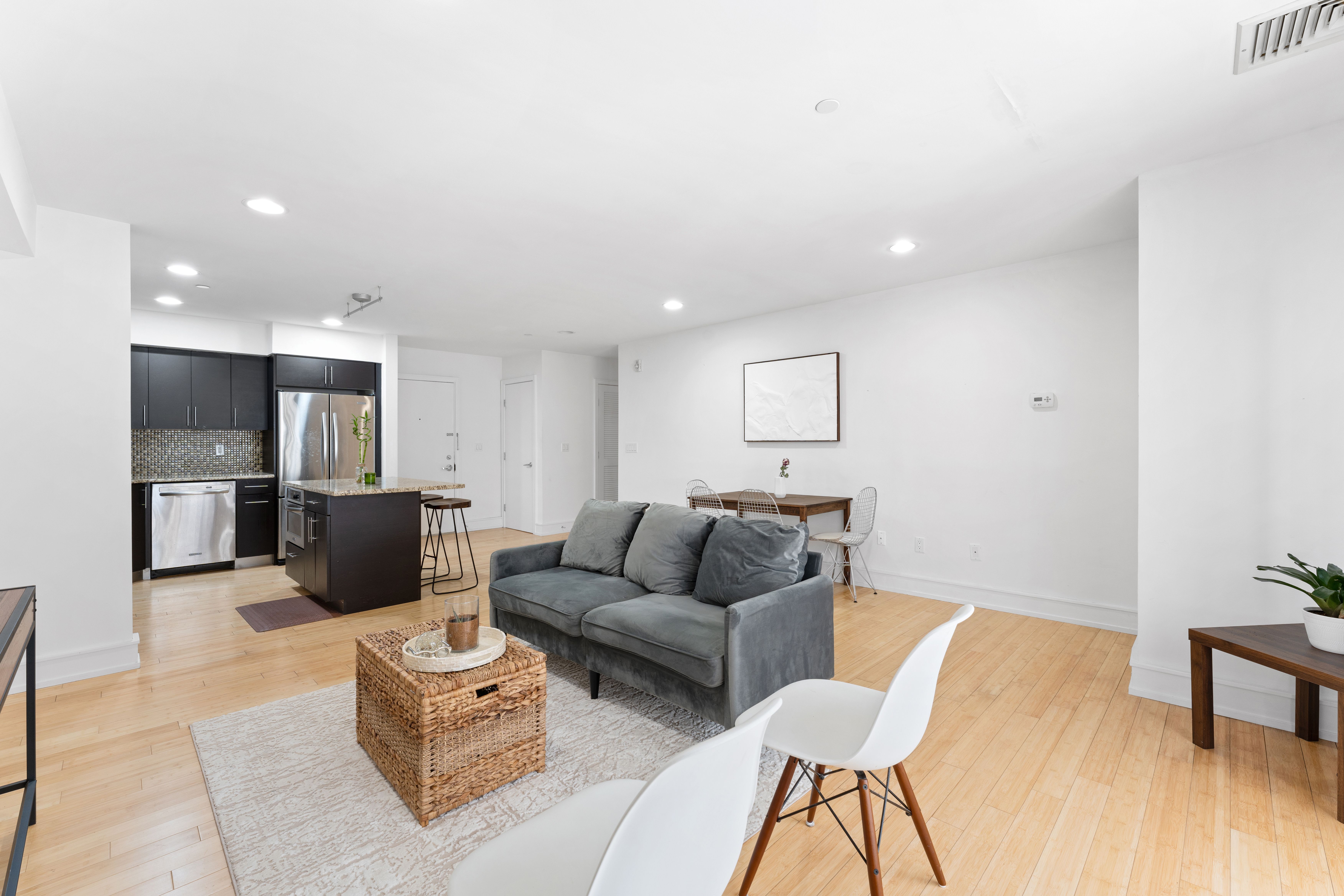310 Cliff Ln Unit# 2C