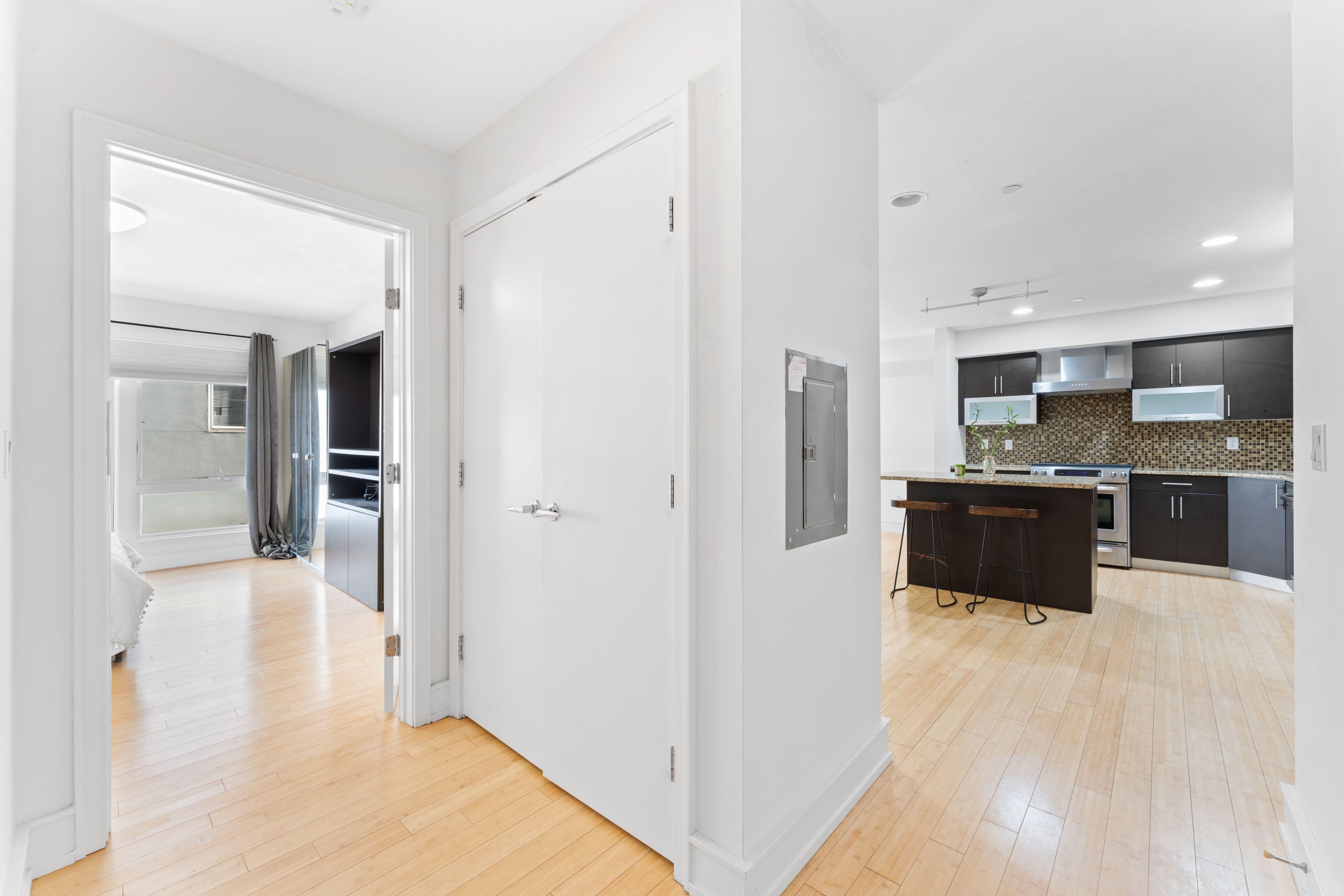310 Cliff Ln Unit# 2C