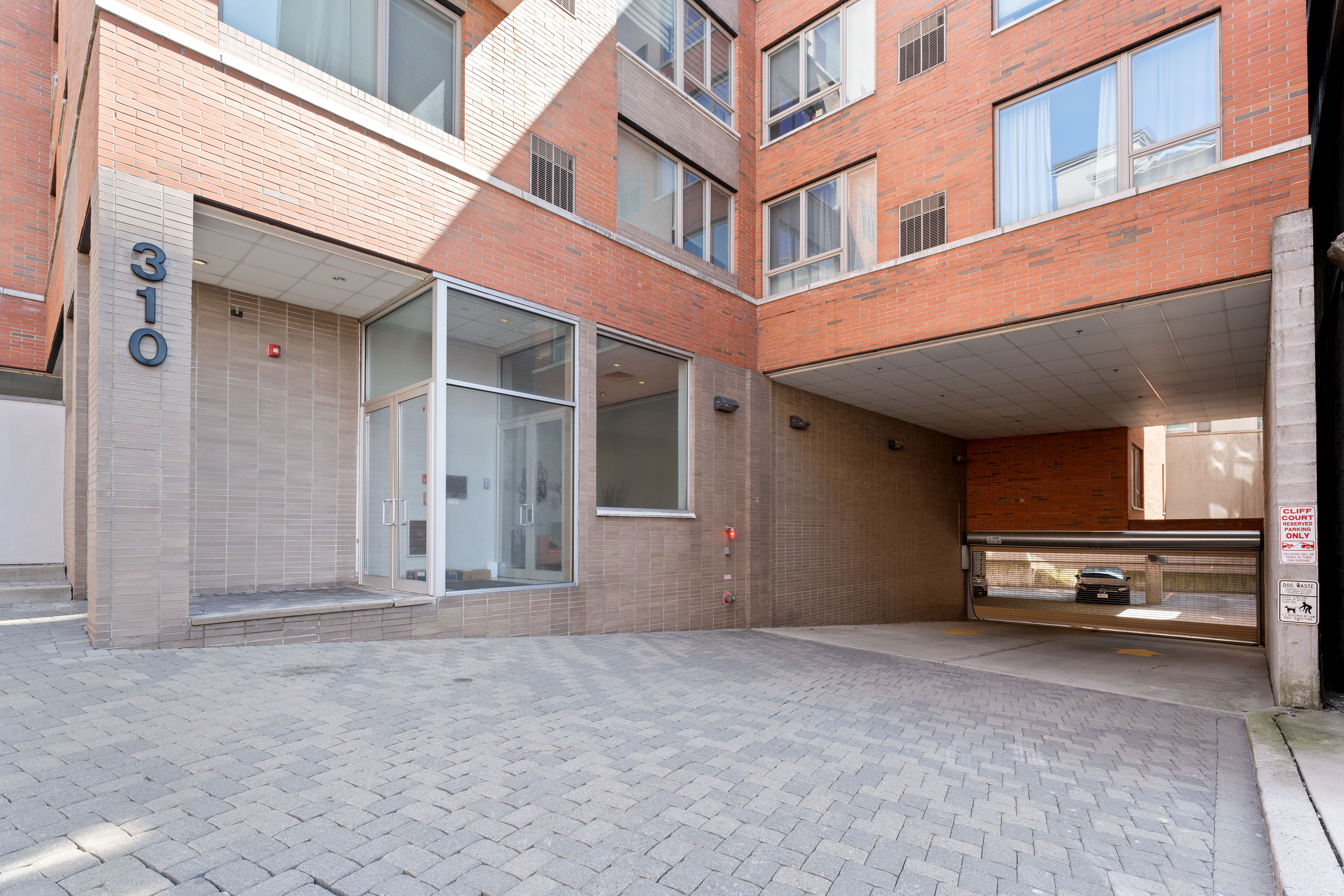 310 Cliff Ln Unit# 2C