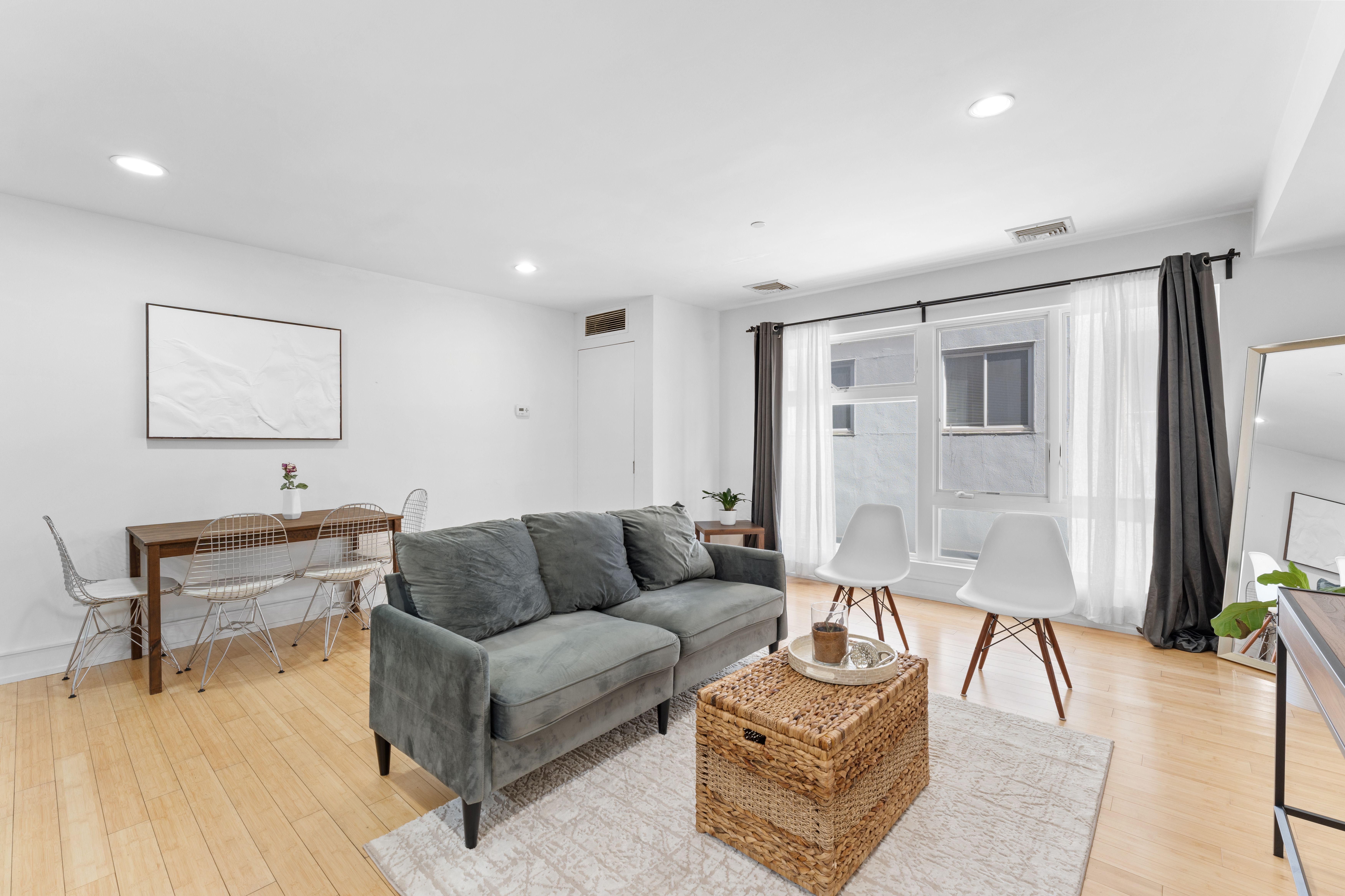 310 Cliff Ln Unit# 2C