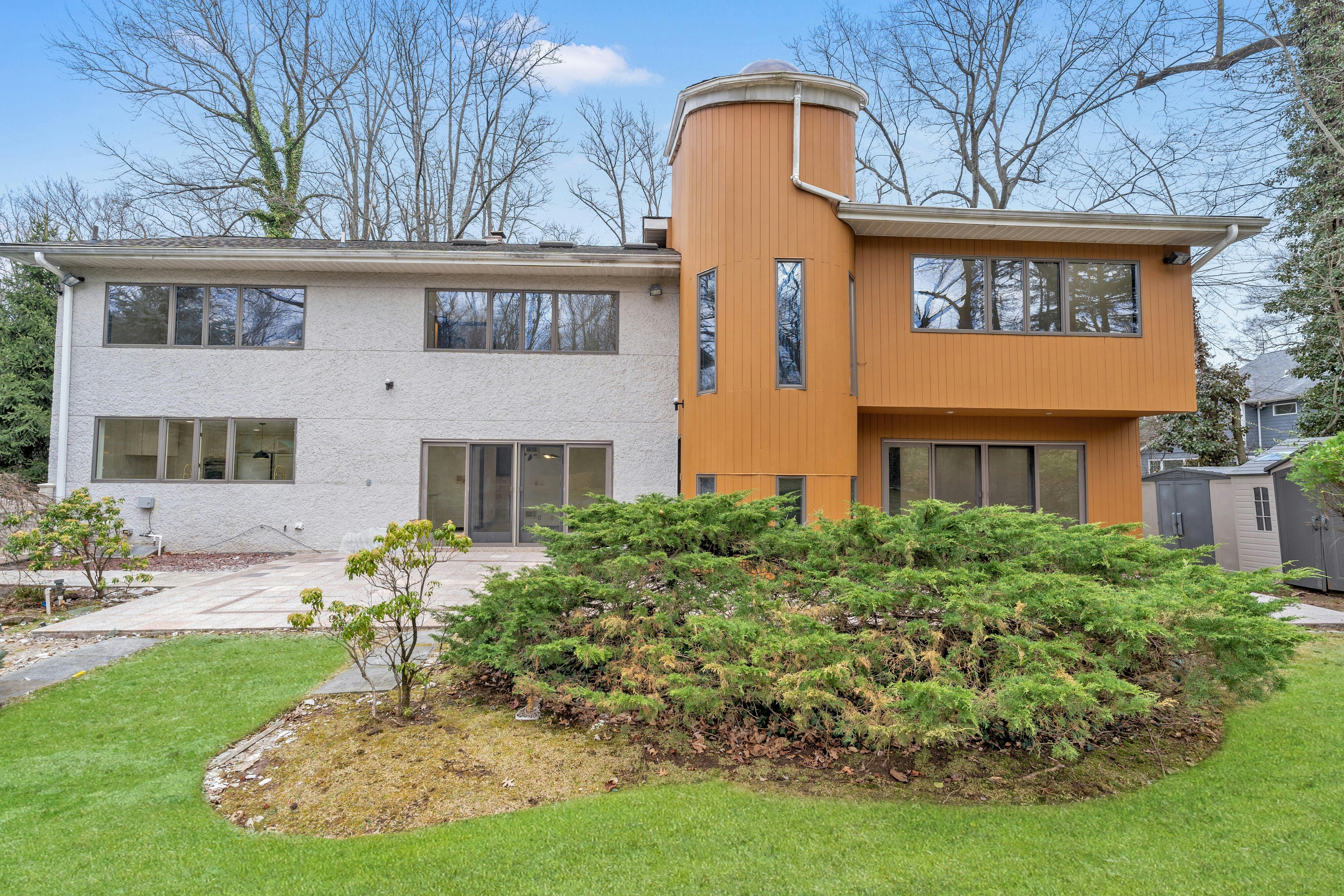 348 Jones Road 