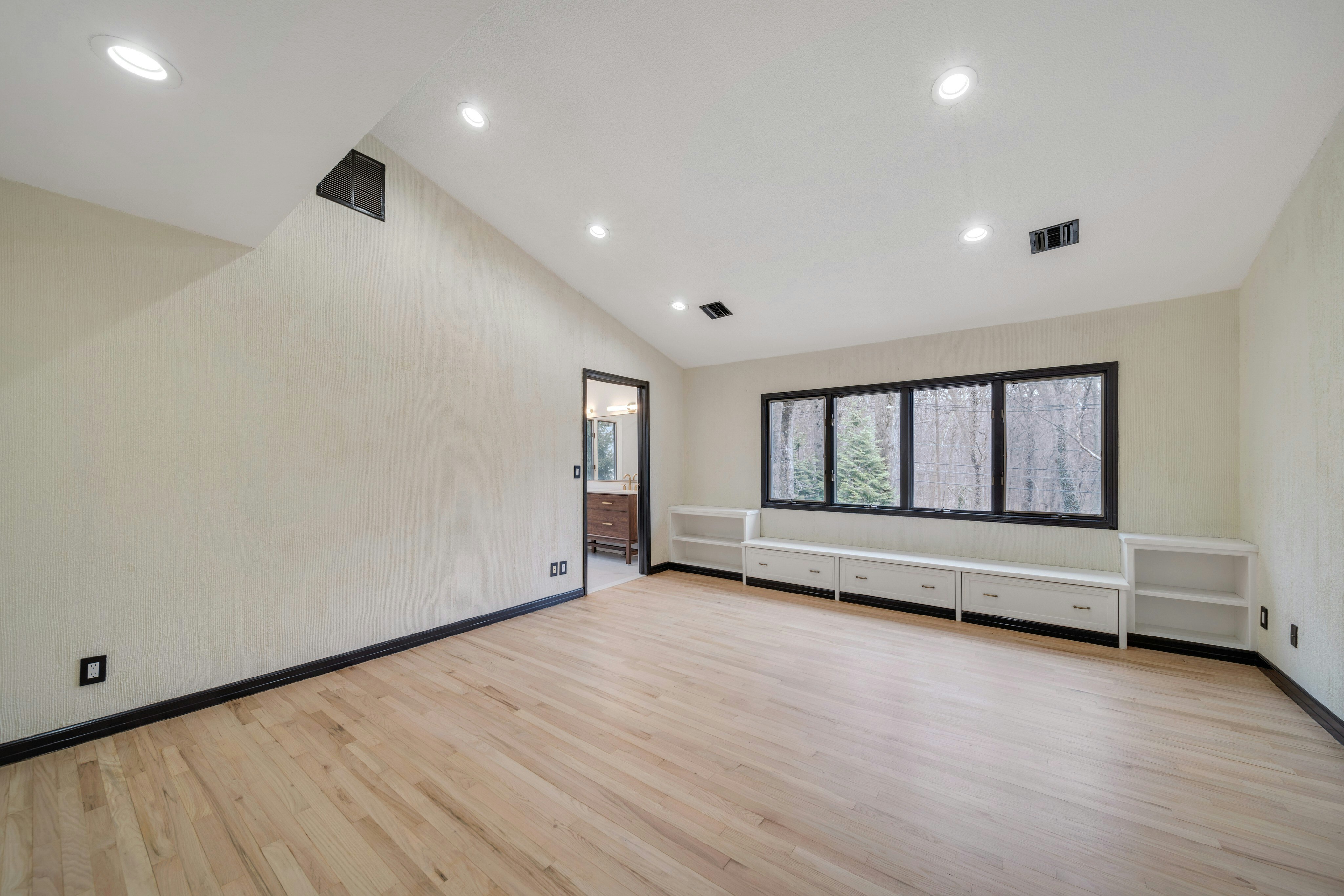 348 Jones Road 