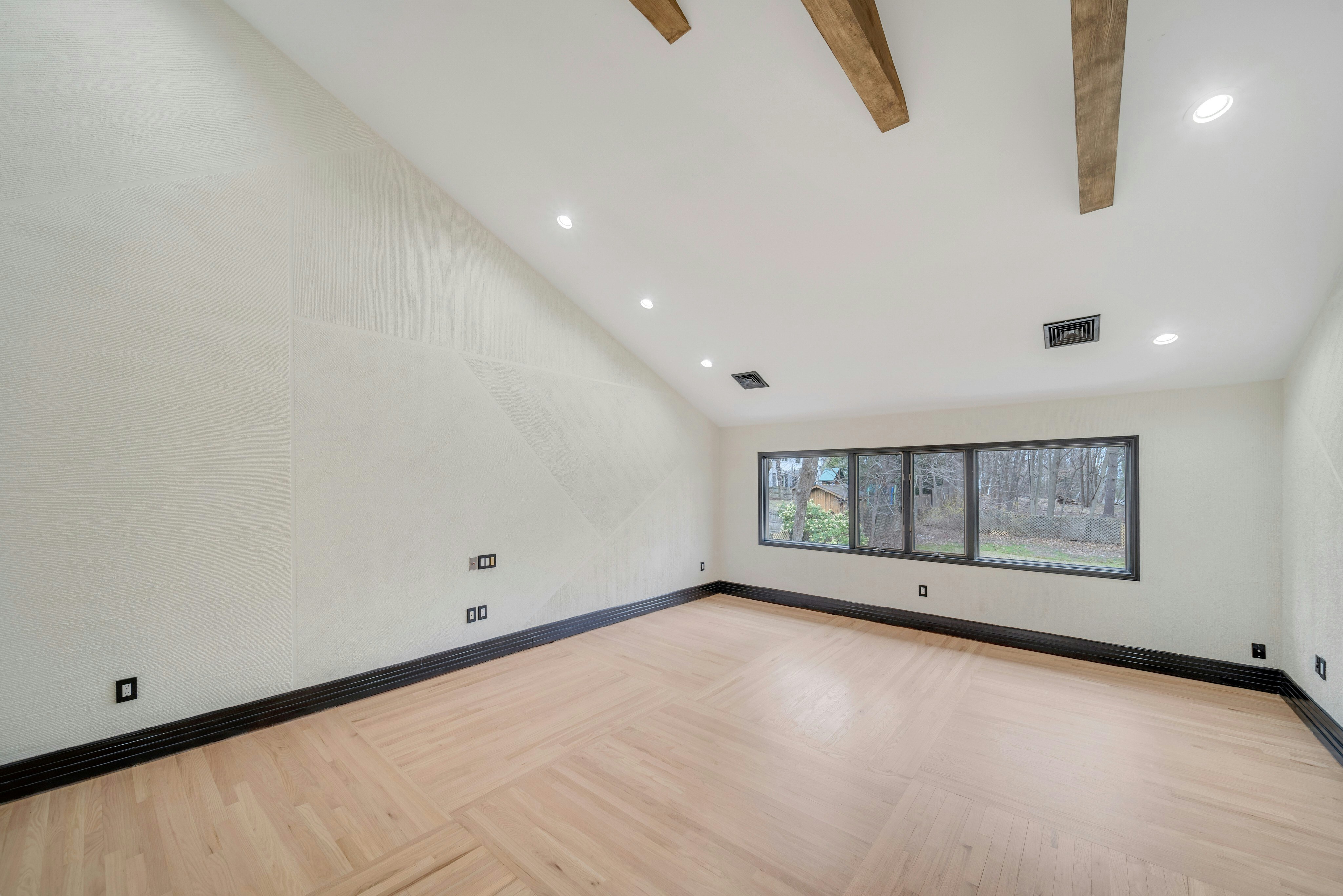 348 Jones Road 