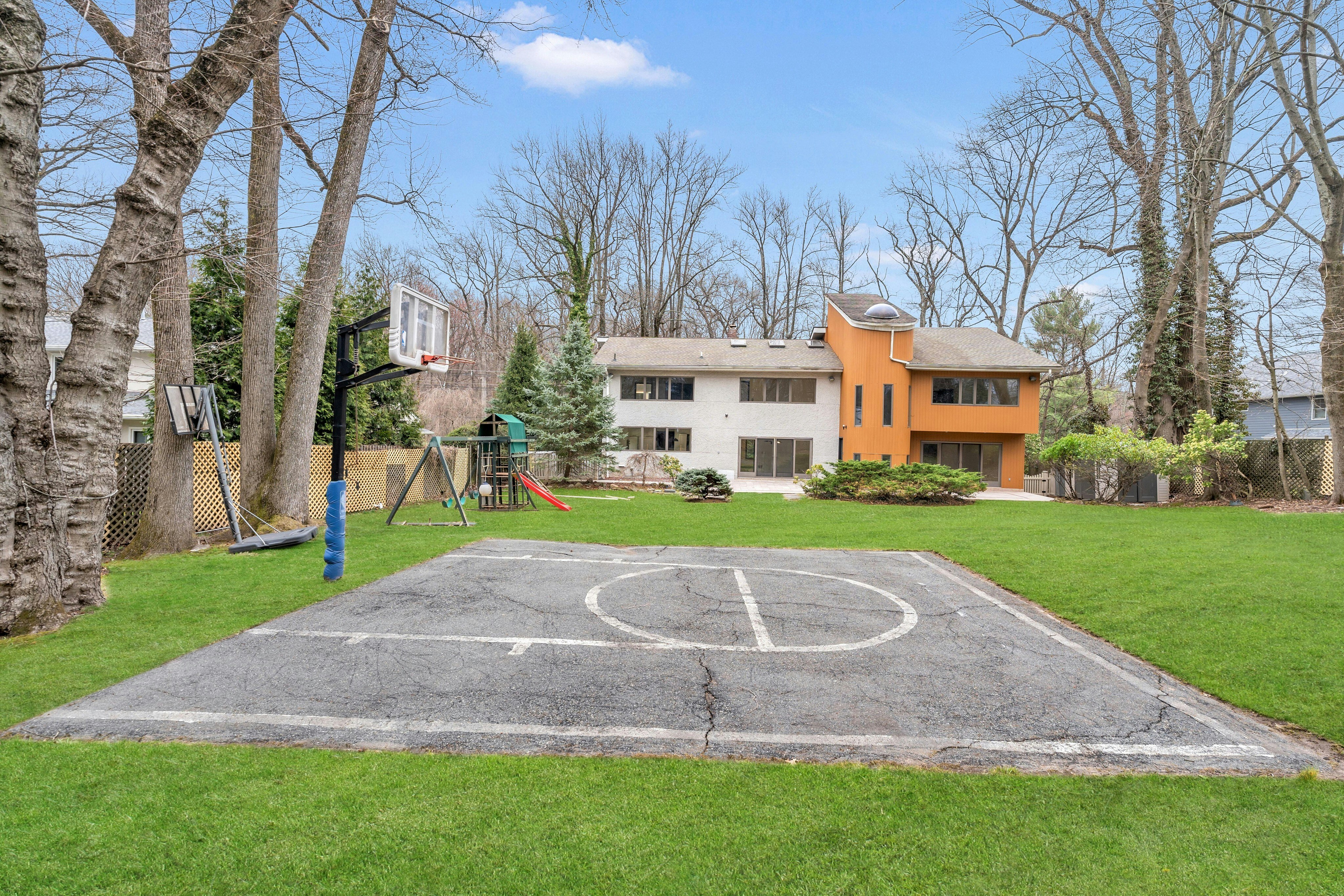 348 Jones Road 