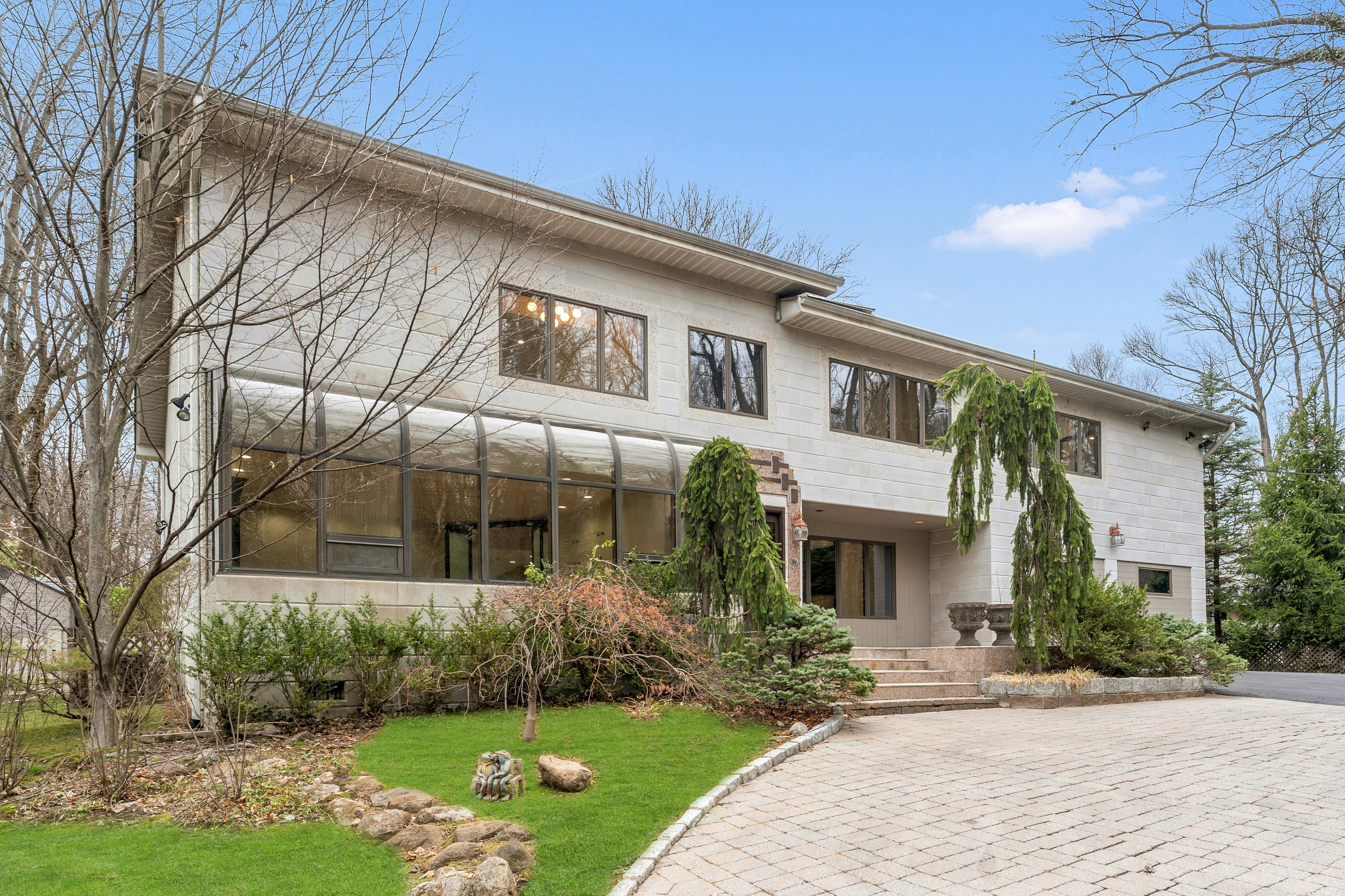 348 Jones Road 