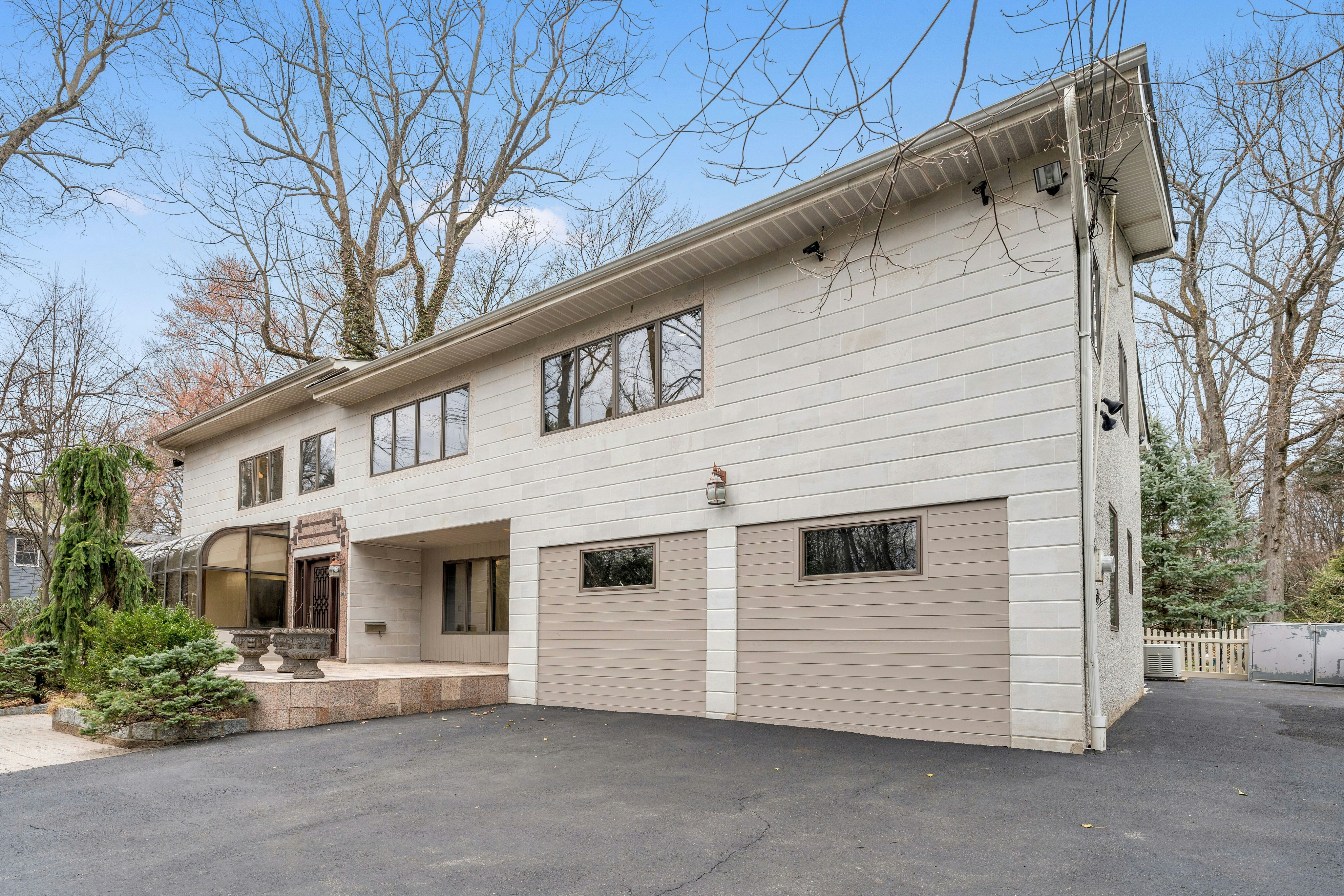 348 Jones Road 