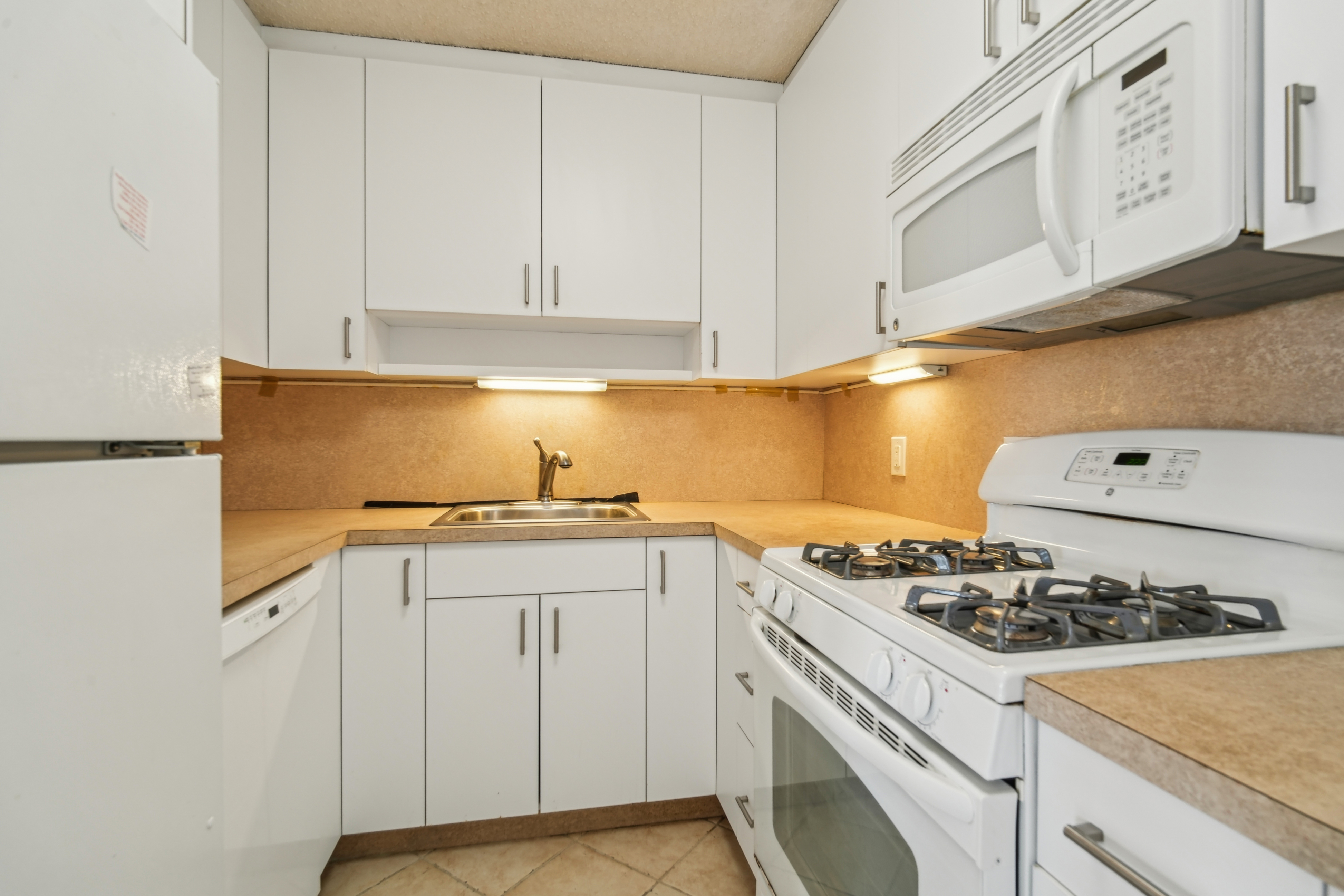 555 North Avenue 22T 