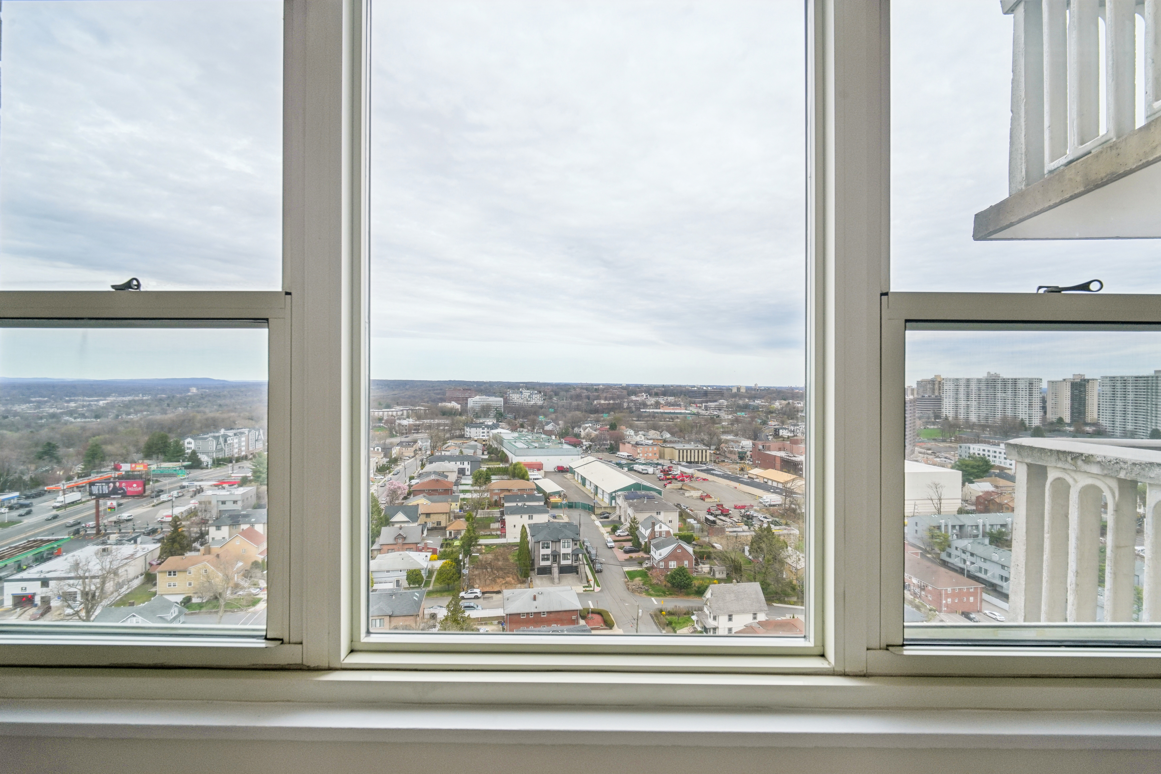 555 North Avenue 22T 