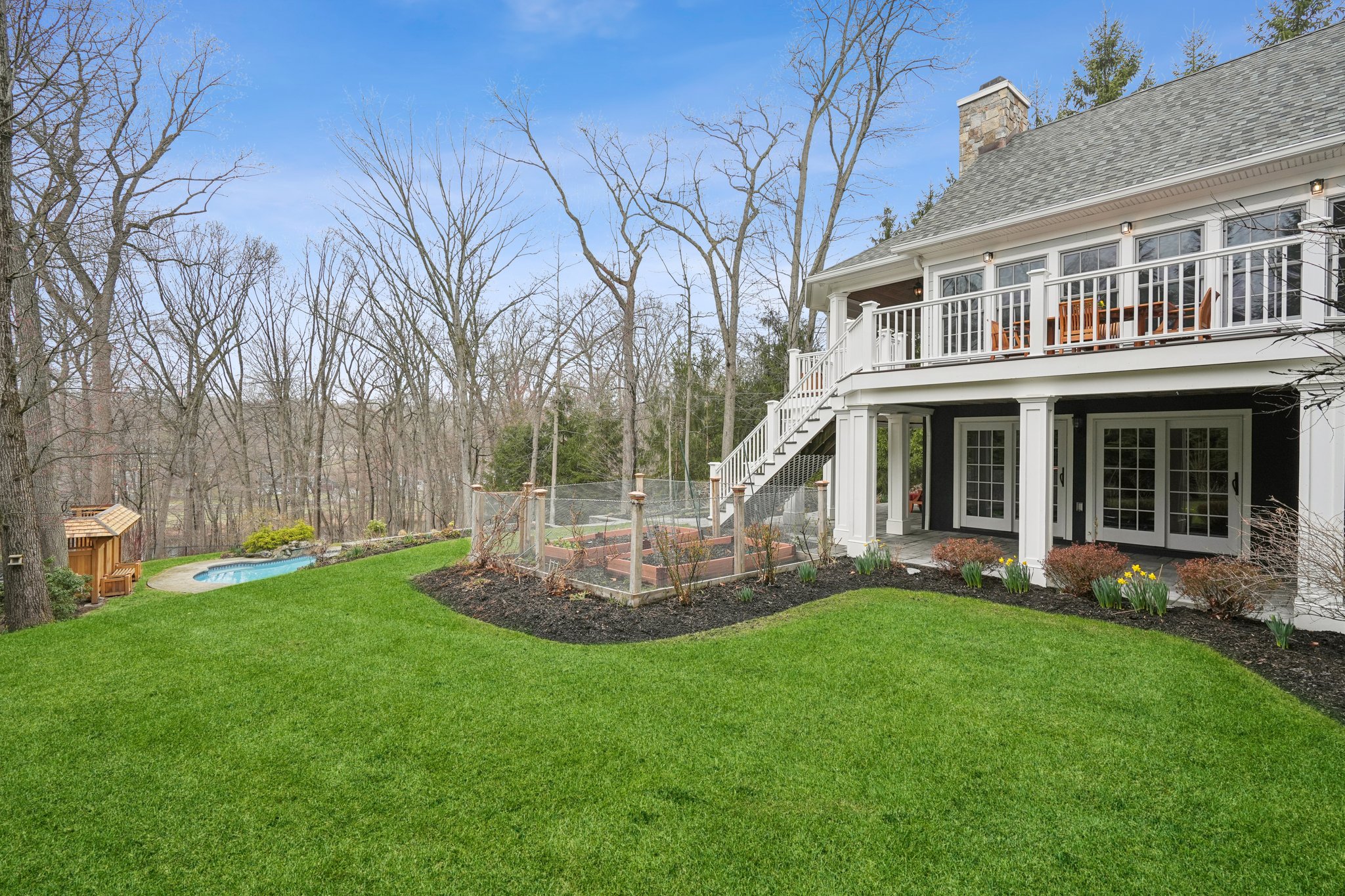 286 Mountain Ave 