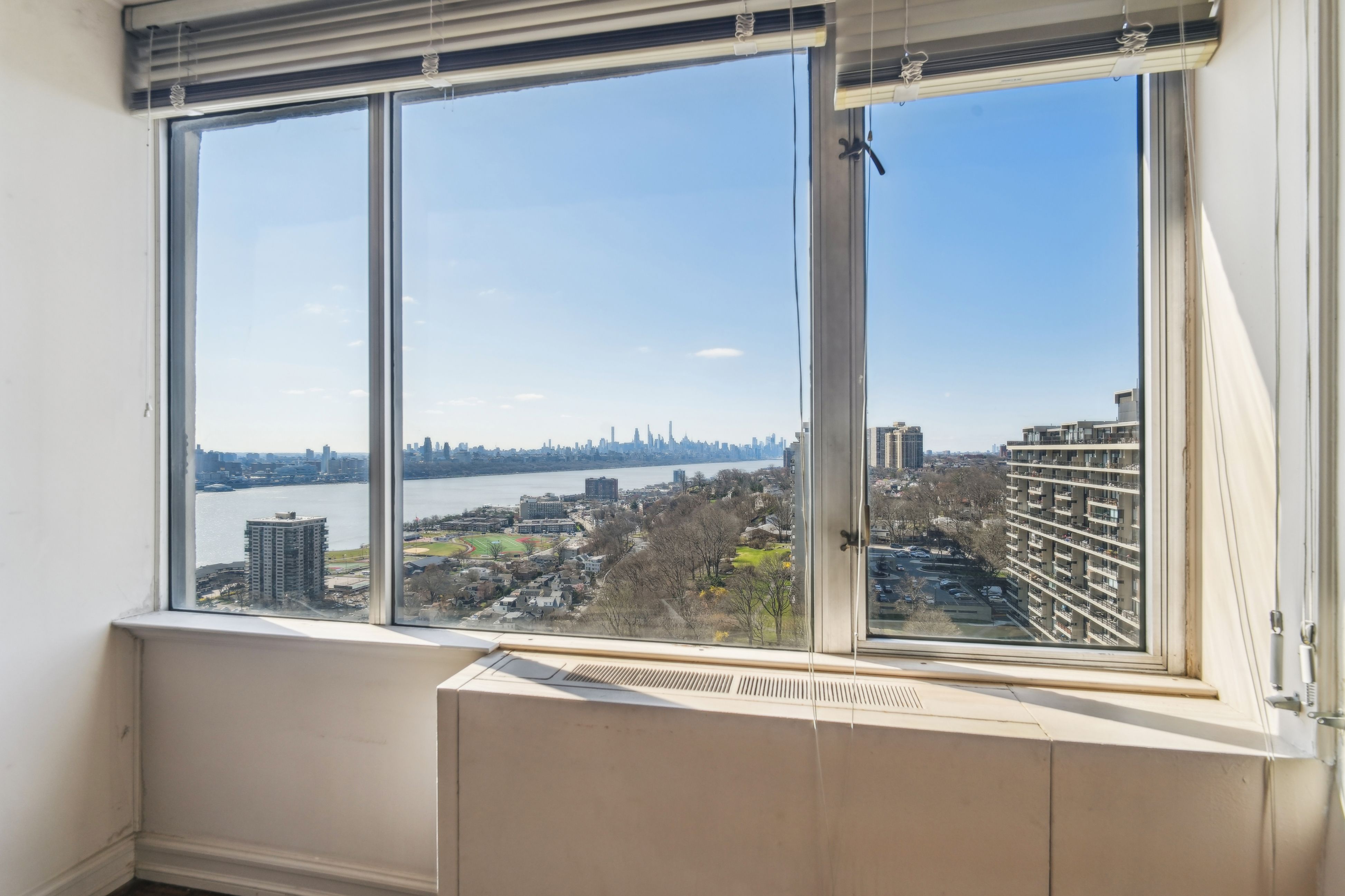 5 Horizon Road unit 1507 