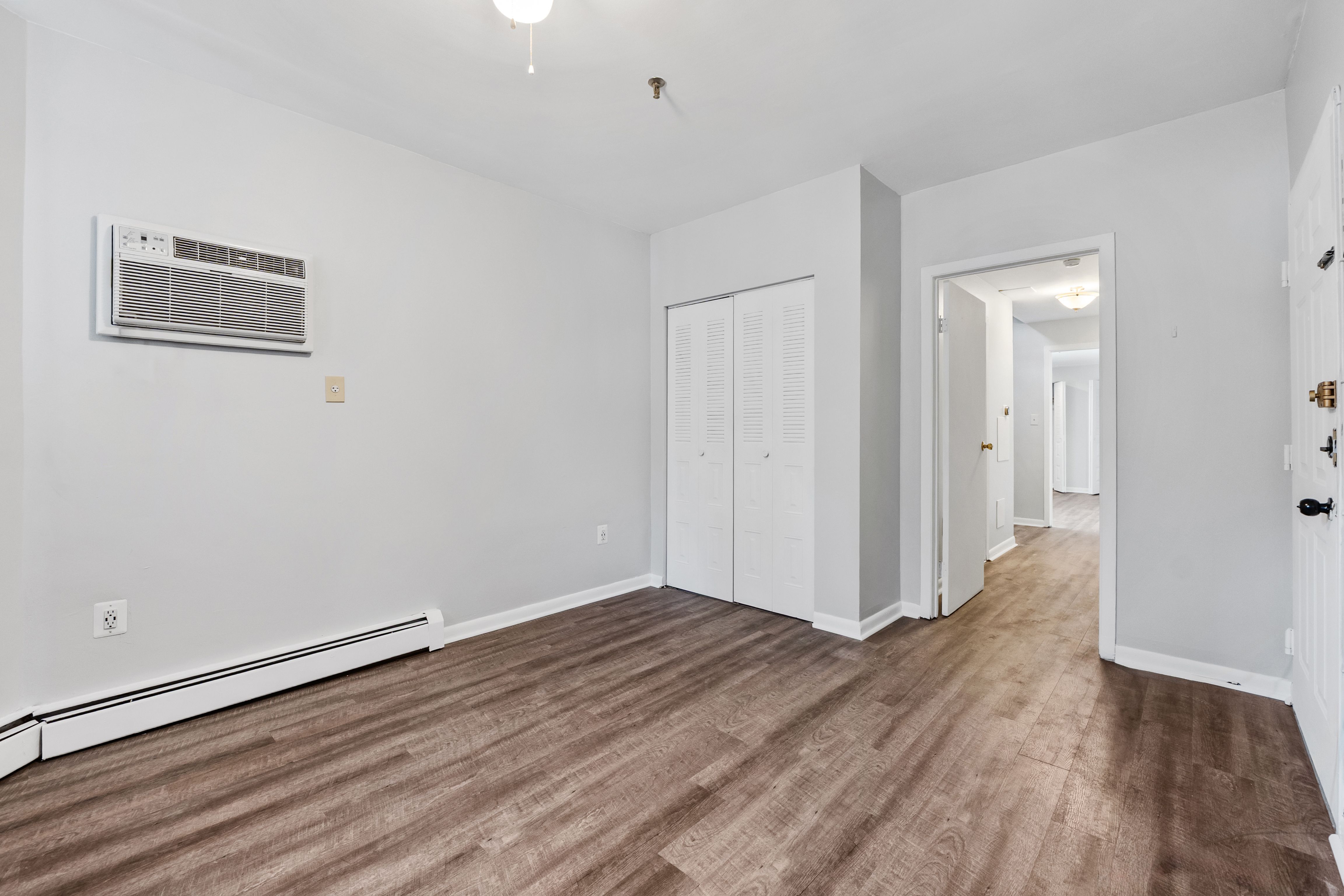 4905 Park 