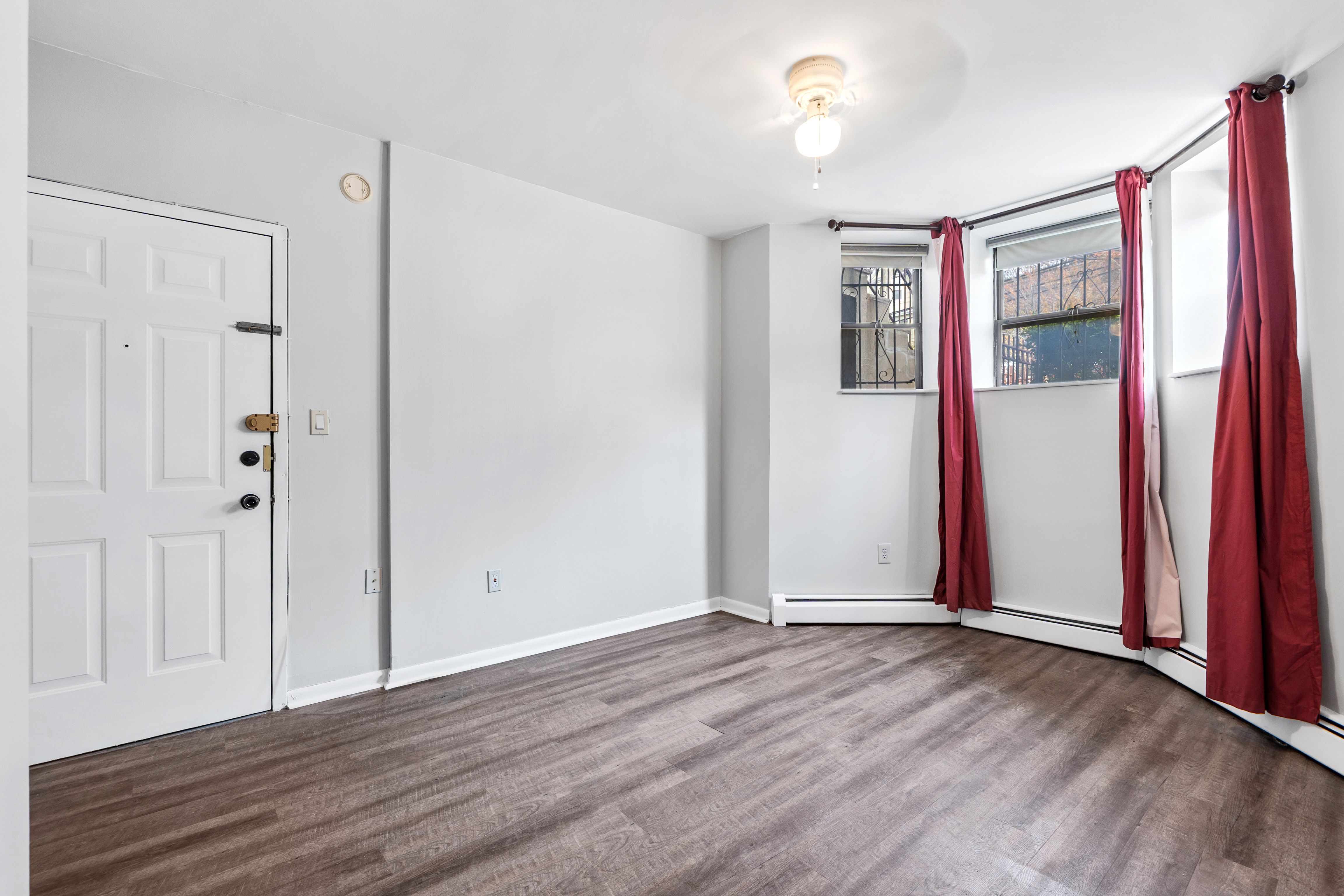 4905 Park 