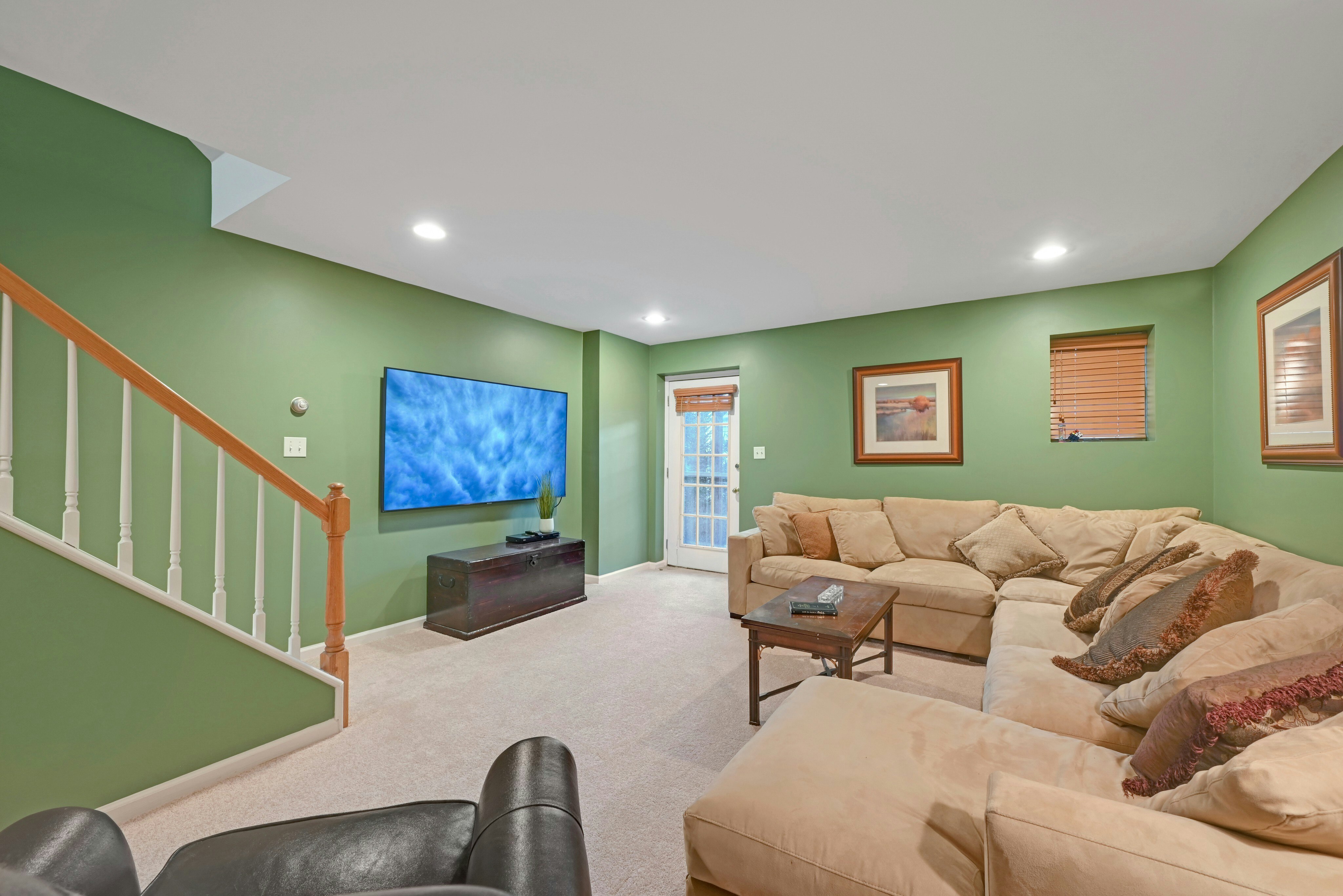 880 Somerset Court 