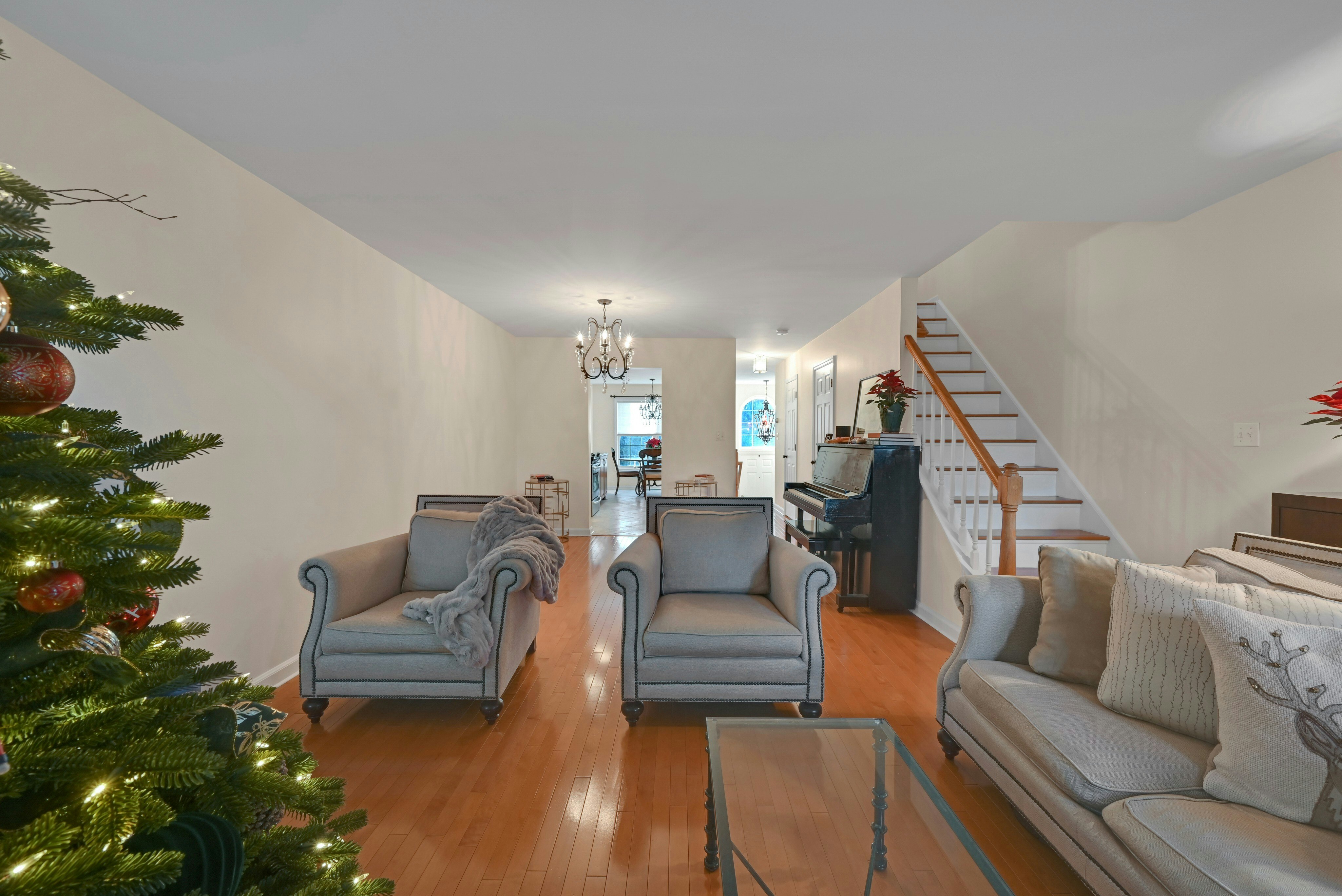 880 Somerset Court 