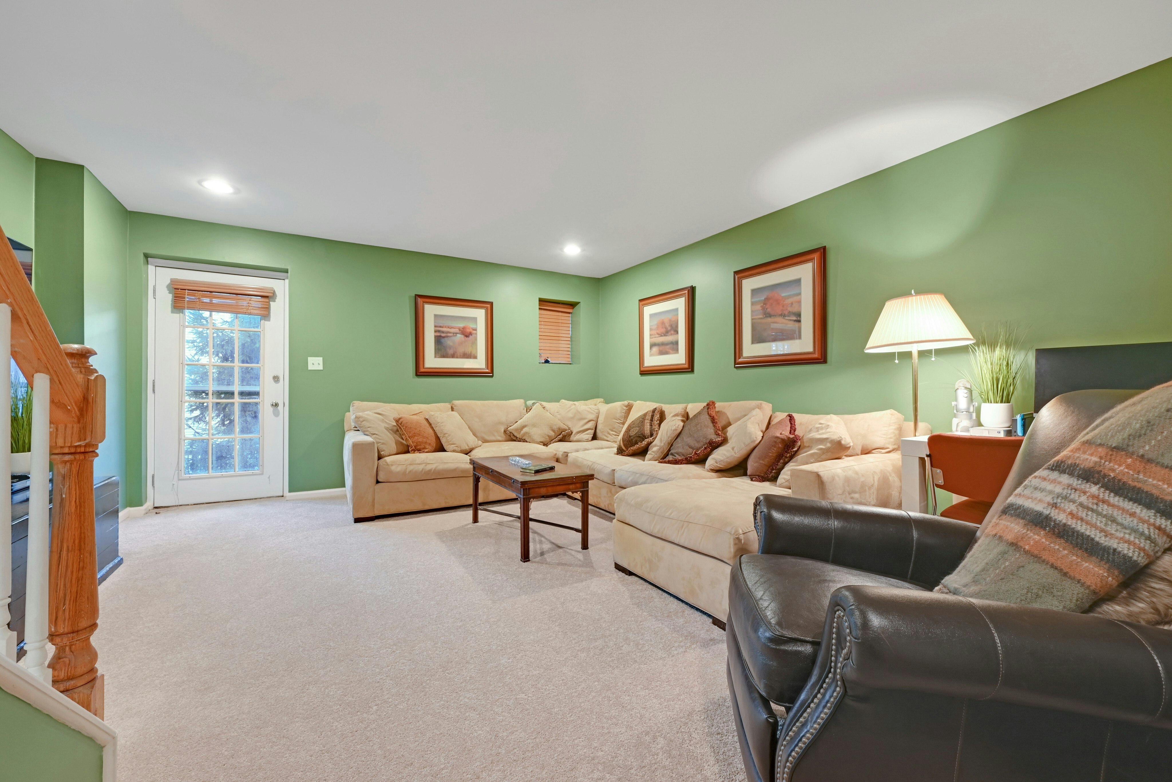 880 Somerset Court 
