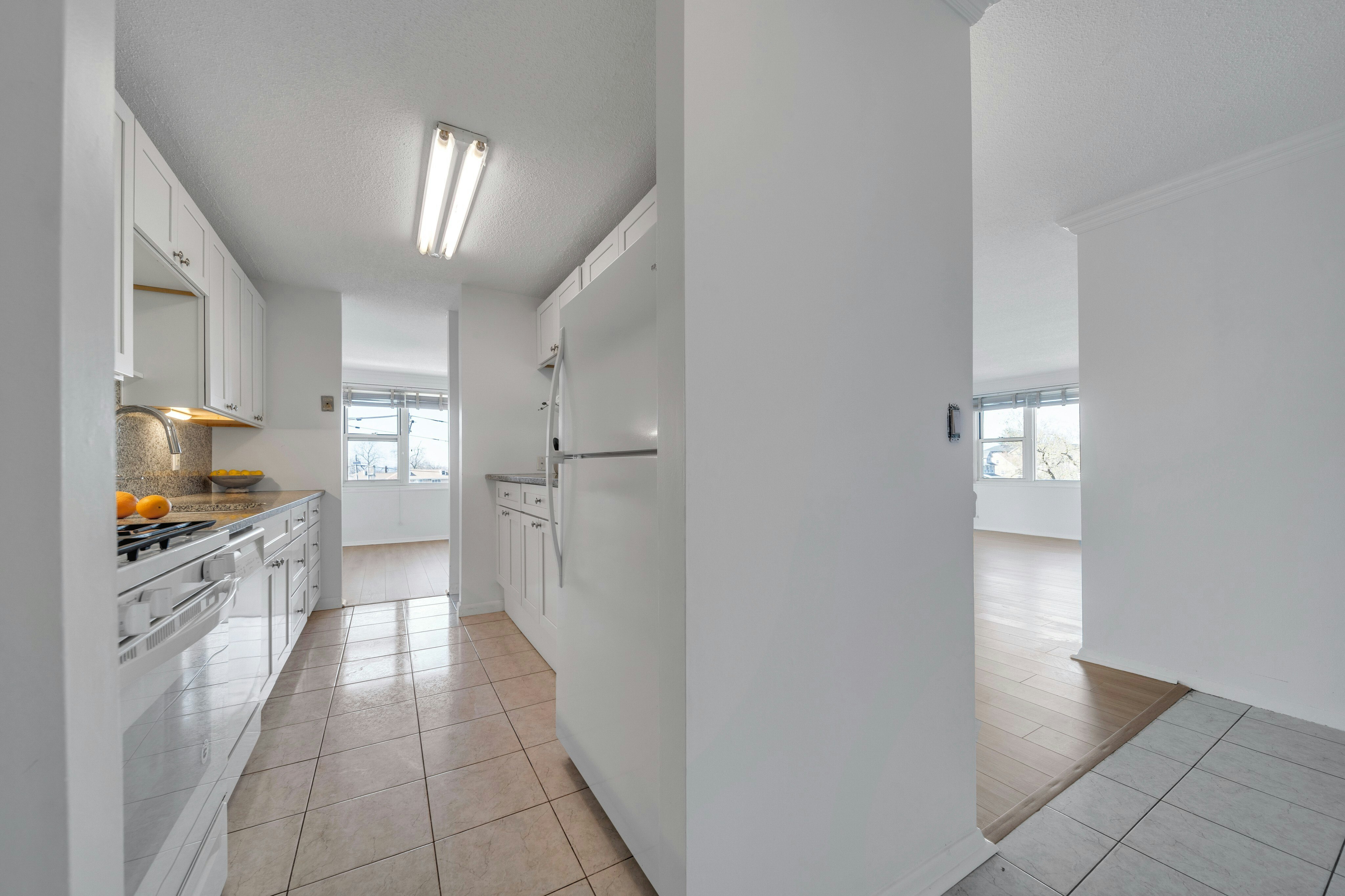 555 North Unit# 4S