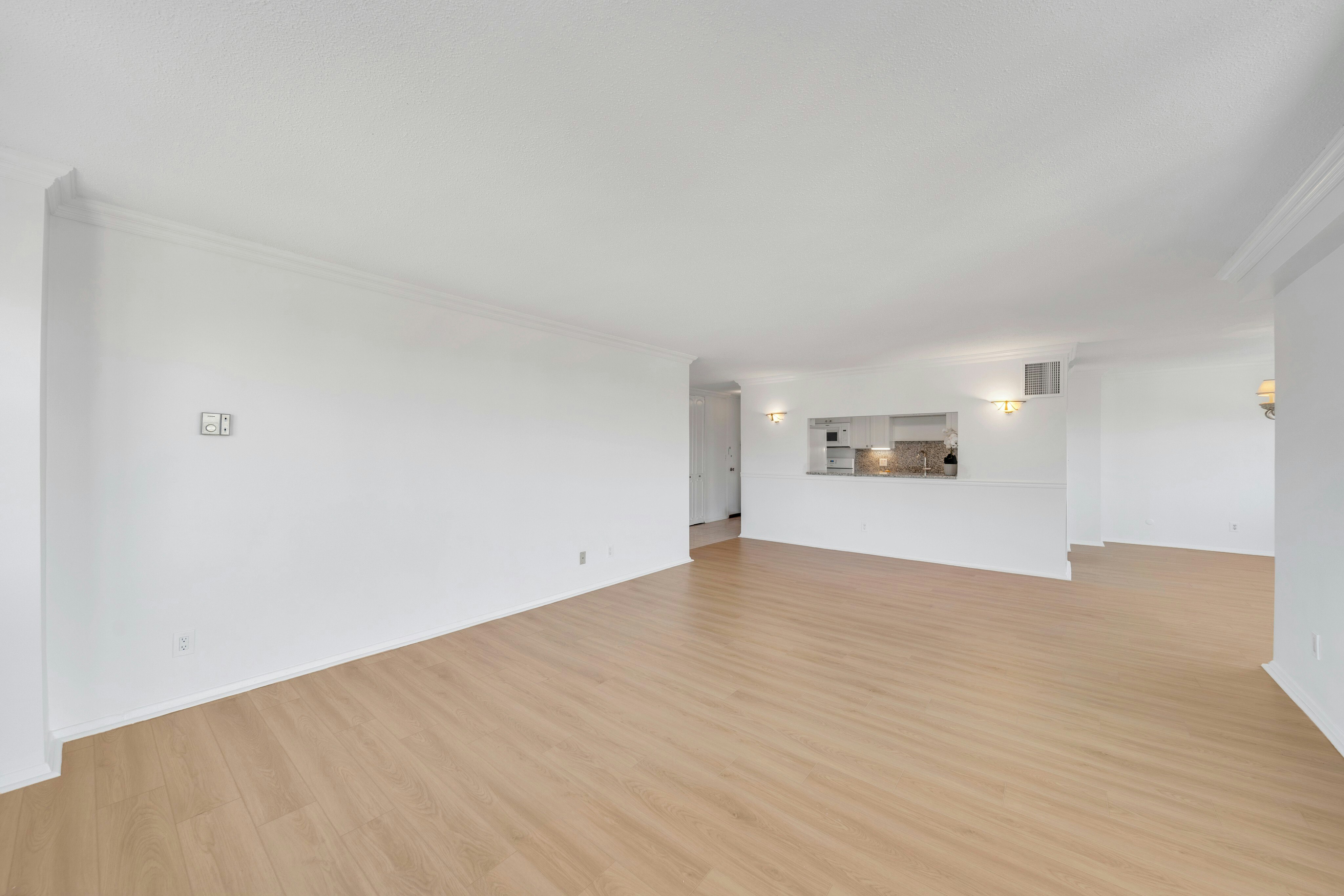 555 North Unit# 4S