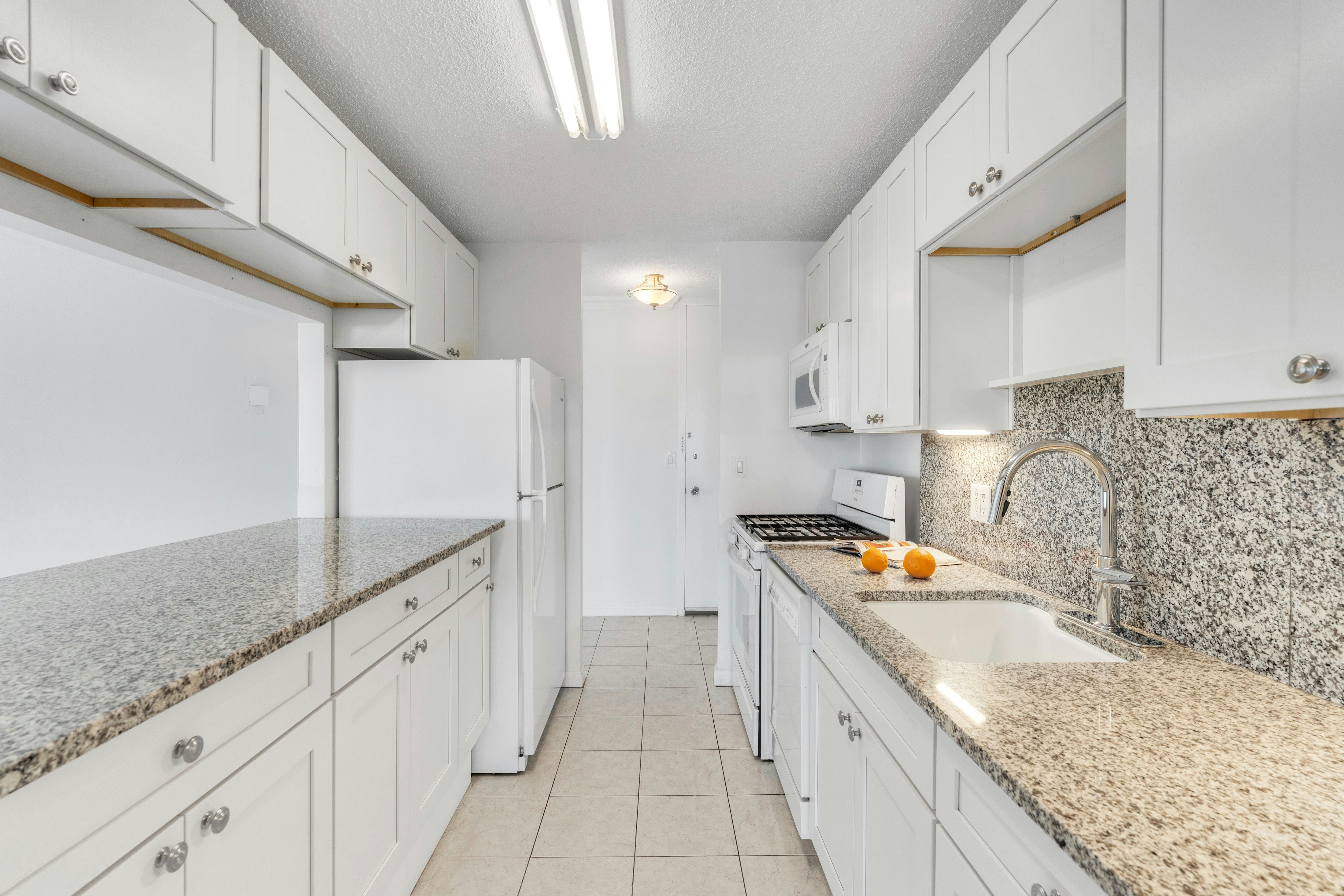 555 North Unit# 4S
