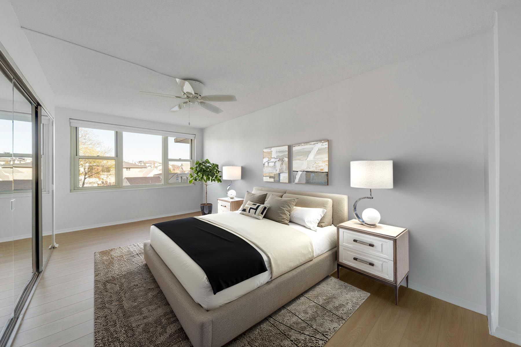 555 North Unit# 4S