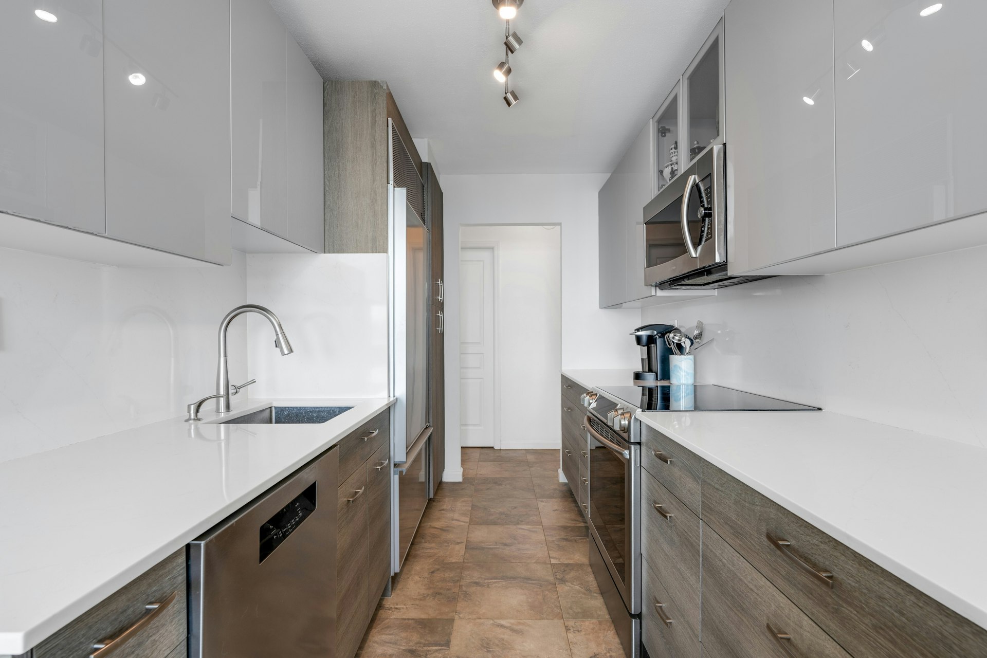 200 Winston Drive Unit #C1619