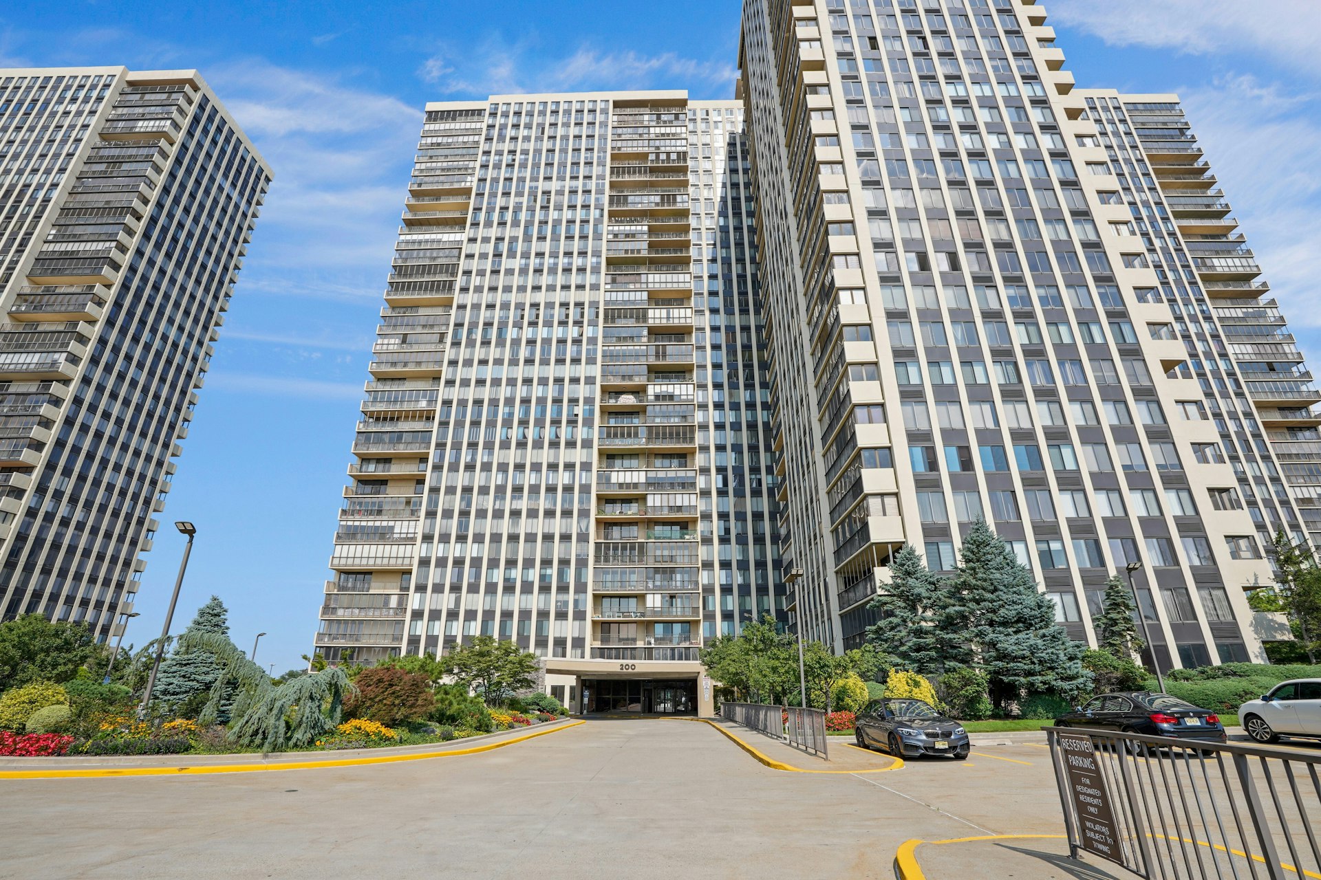 200 Winston Drive Unit #C1619