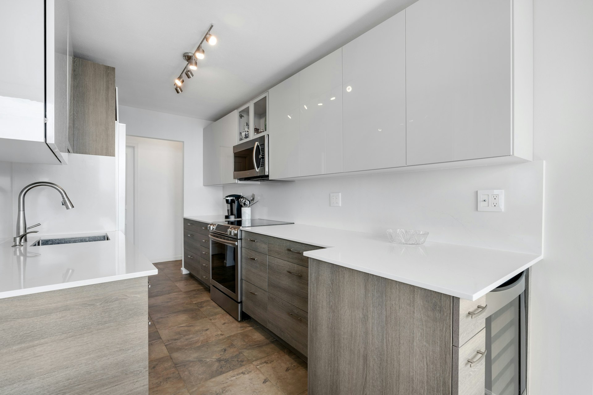 200 Winston Drive Unit #C1619