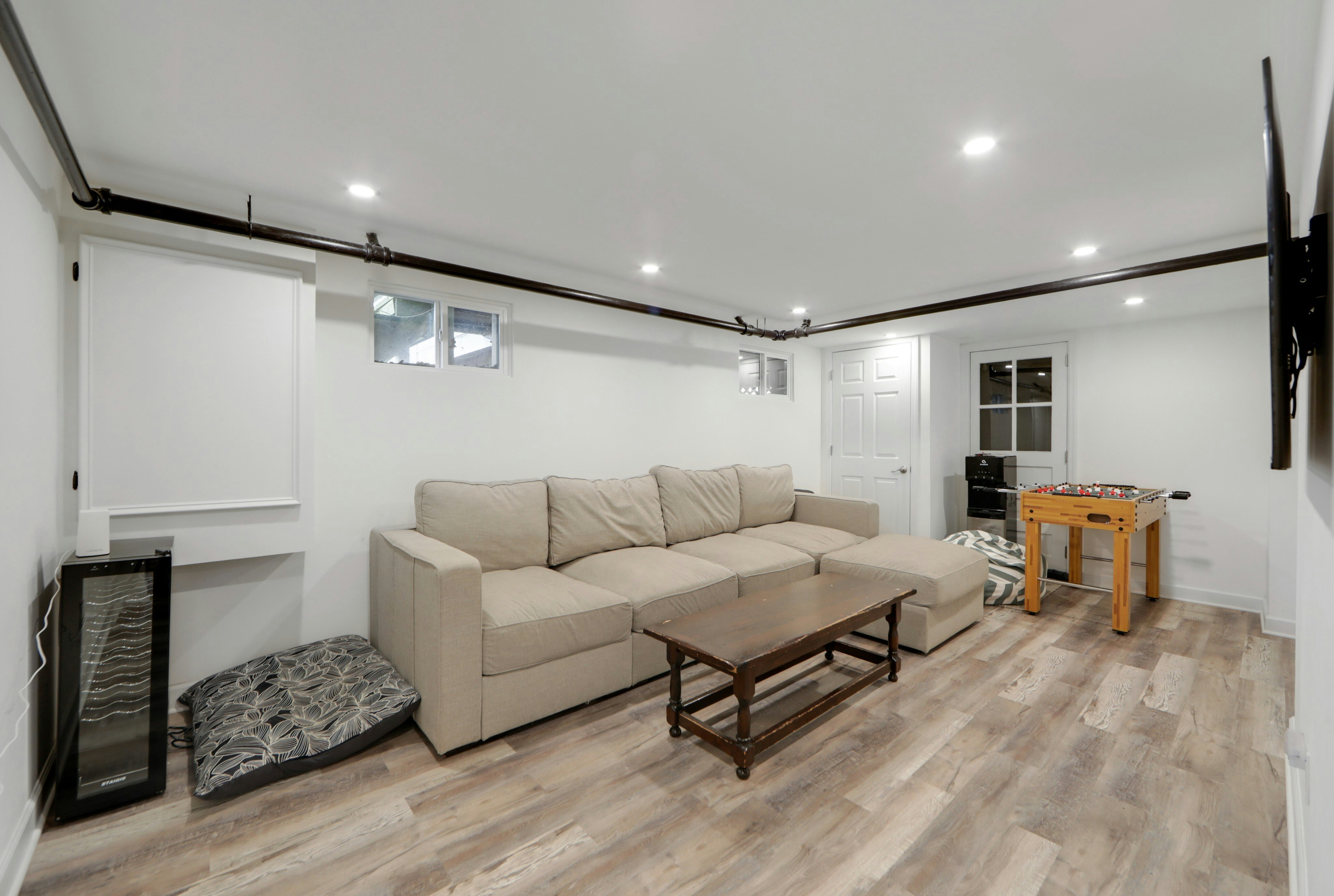 19 Linwood Avenue 
