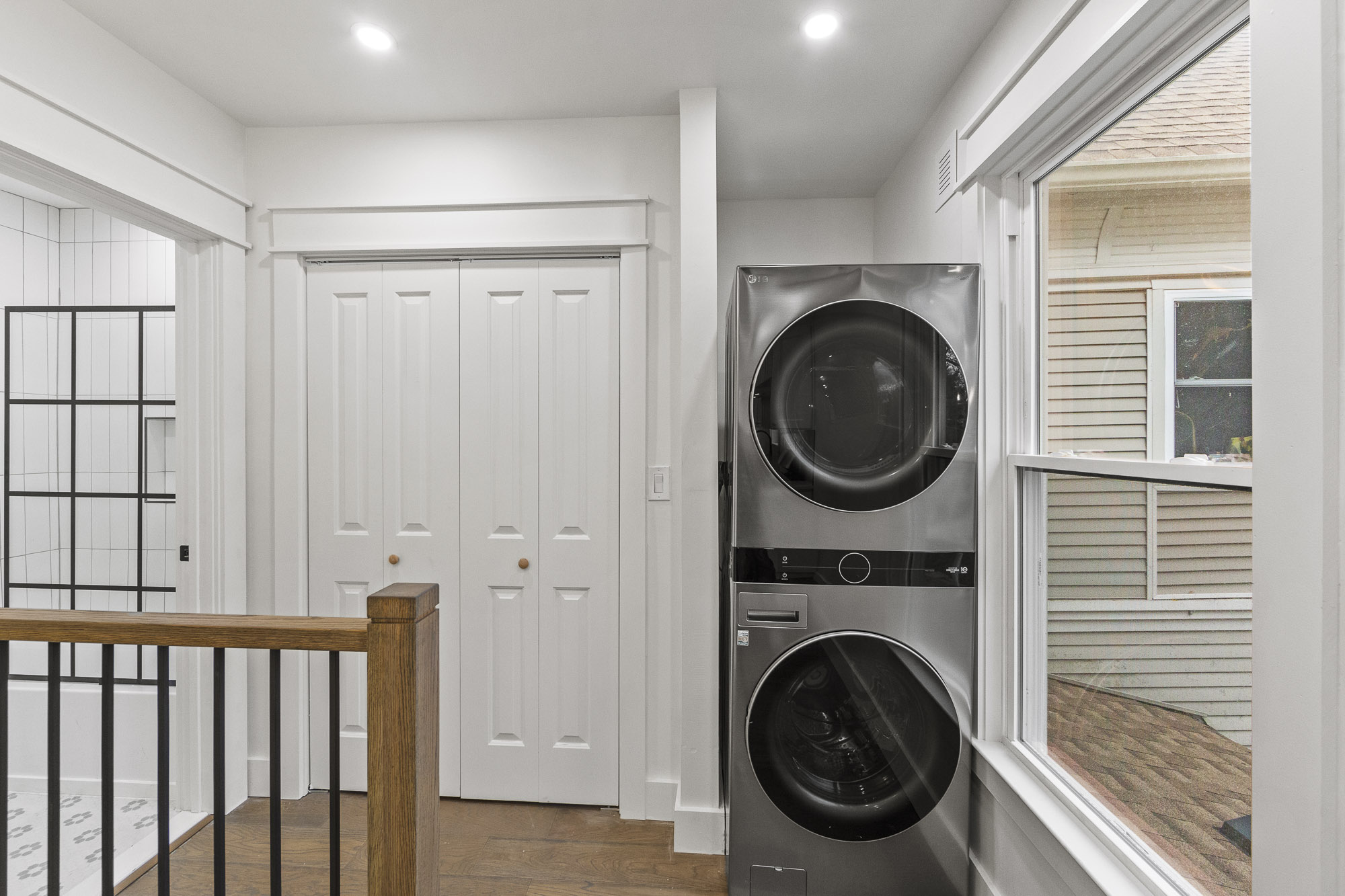 69 E Clinton Unit# B