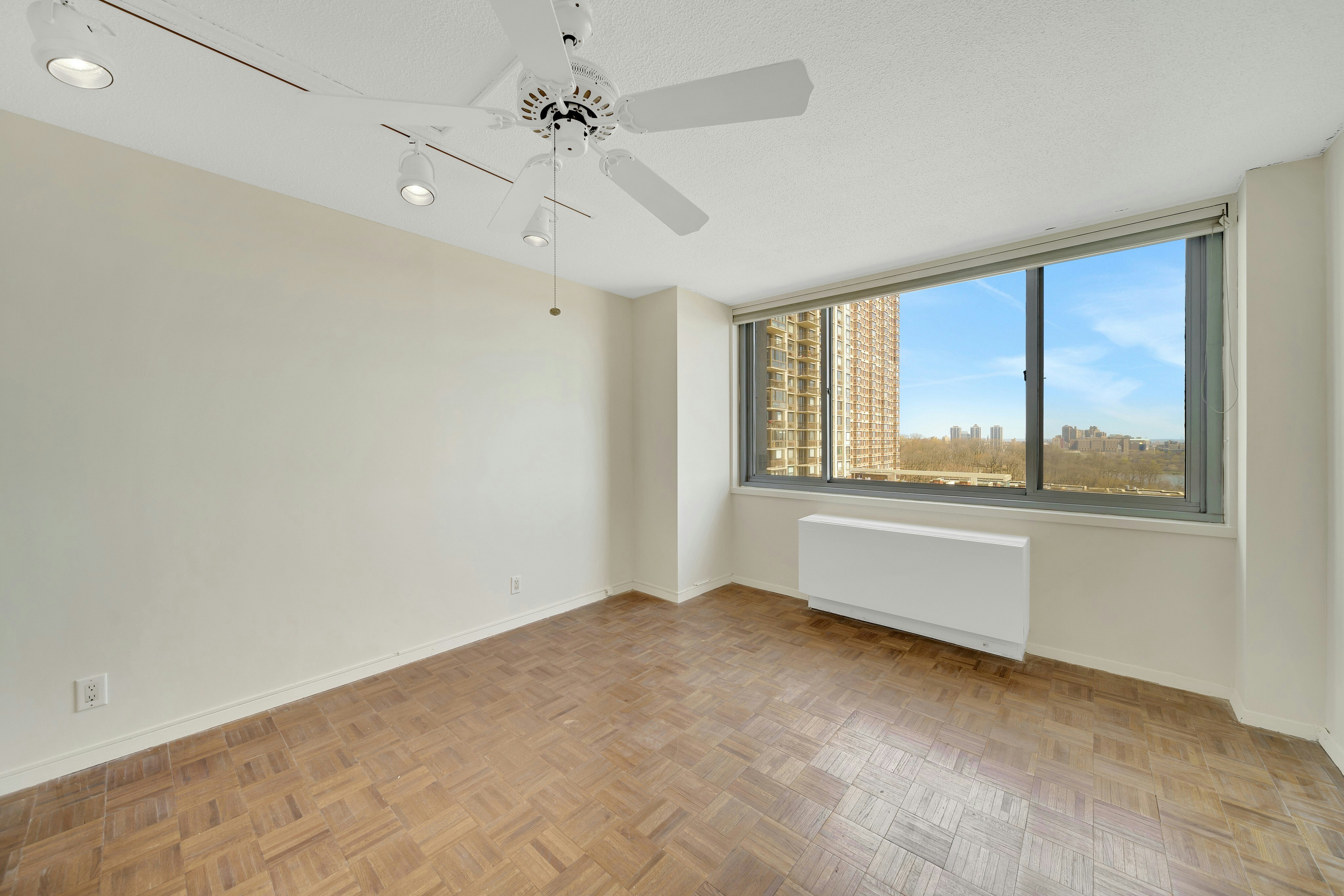 1600 Parker Unit# 3C
