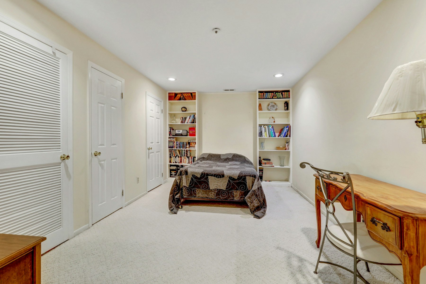 226 Cambridge Drive 
