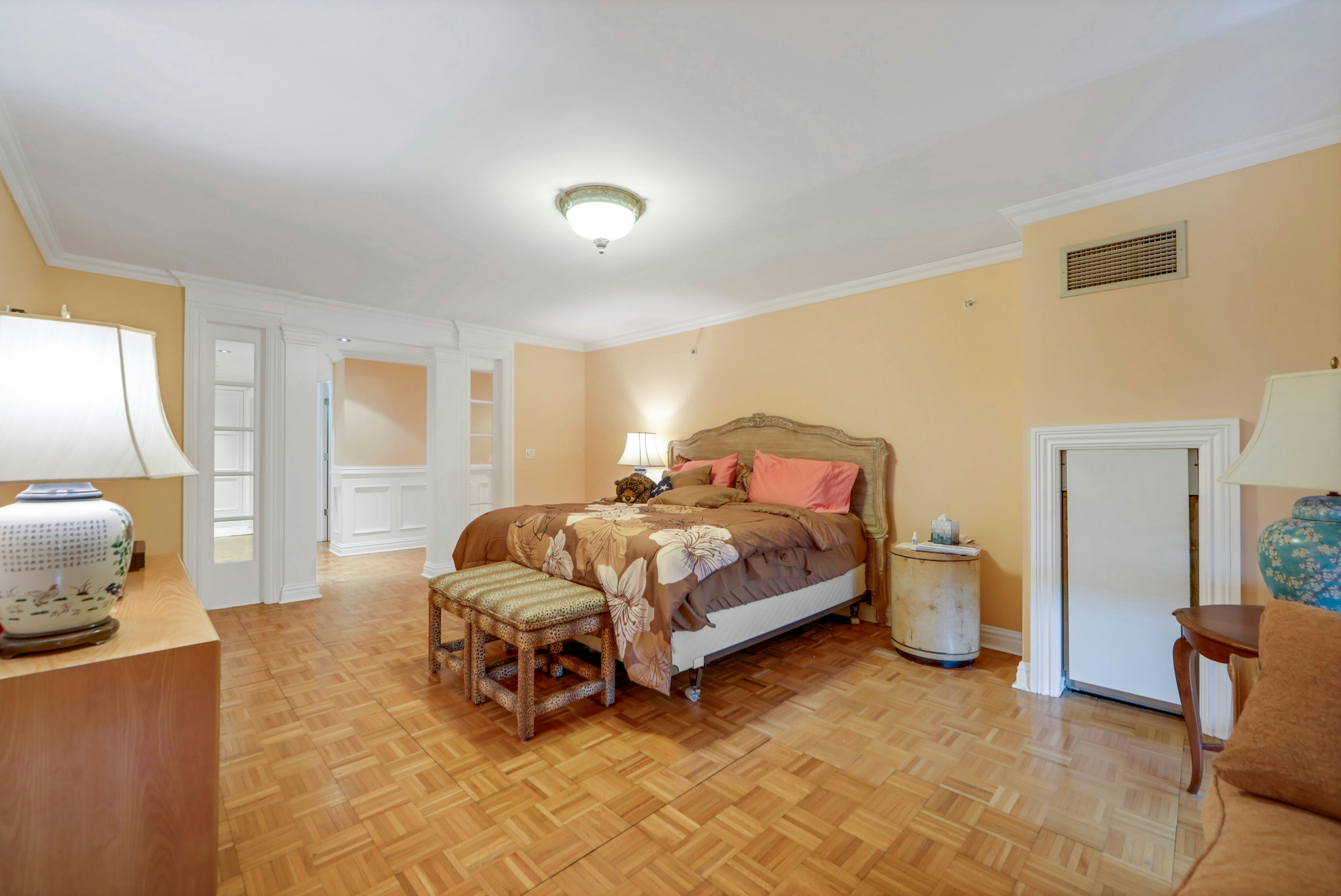 900 Palisade Avenue 11L 