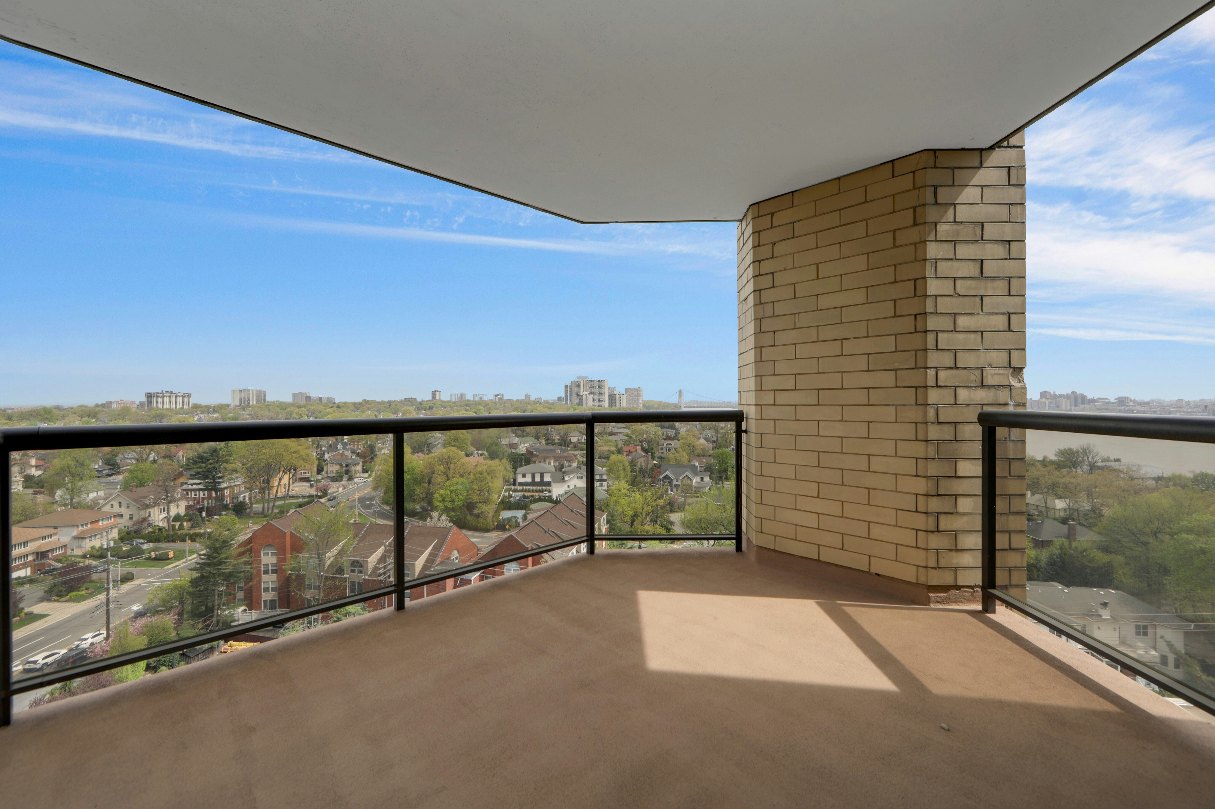 900 Palisade Avenue 11L 