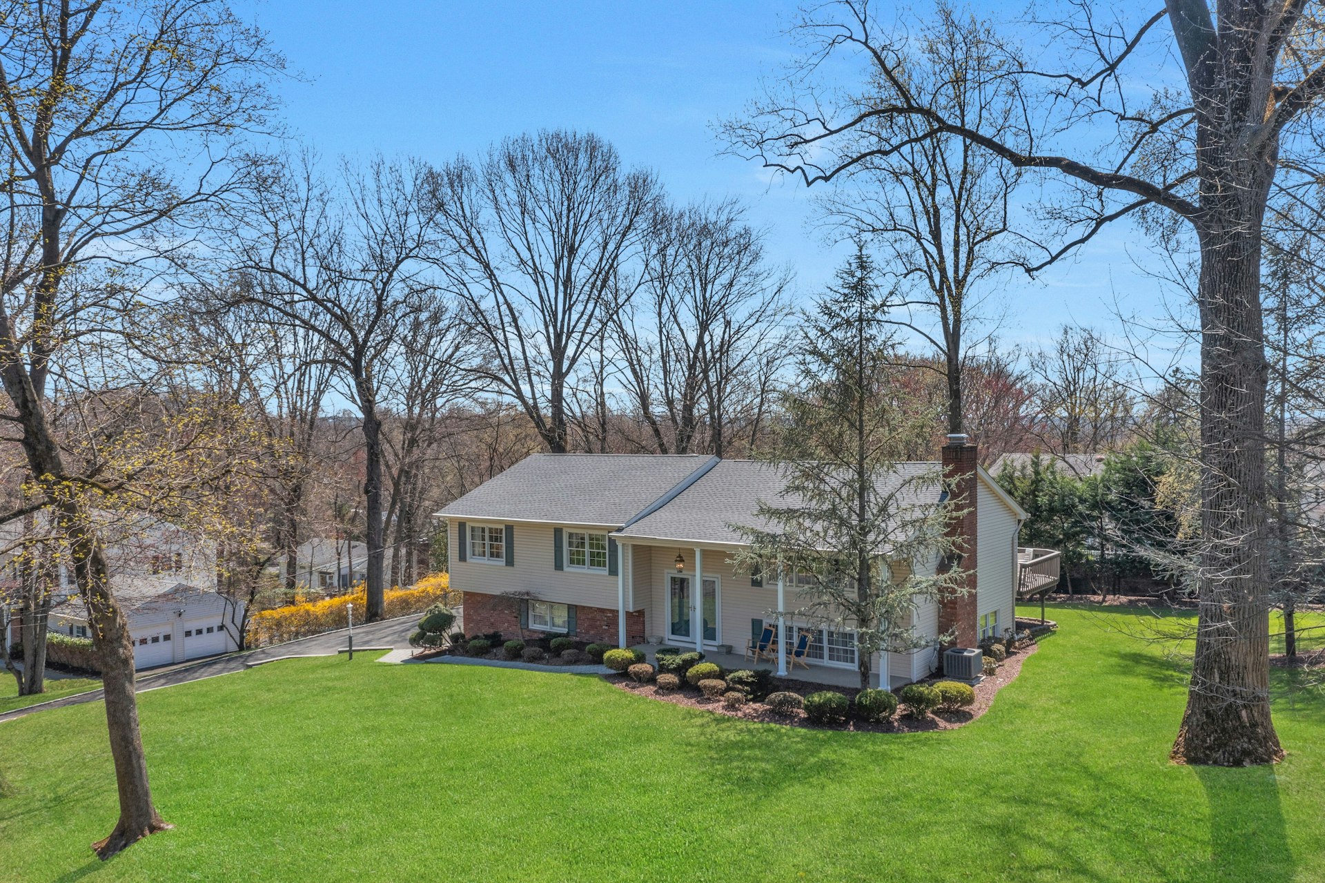 573 Dorchester Drive 