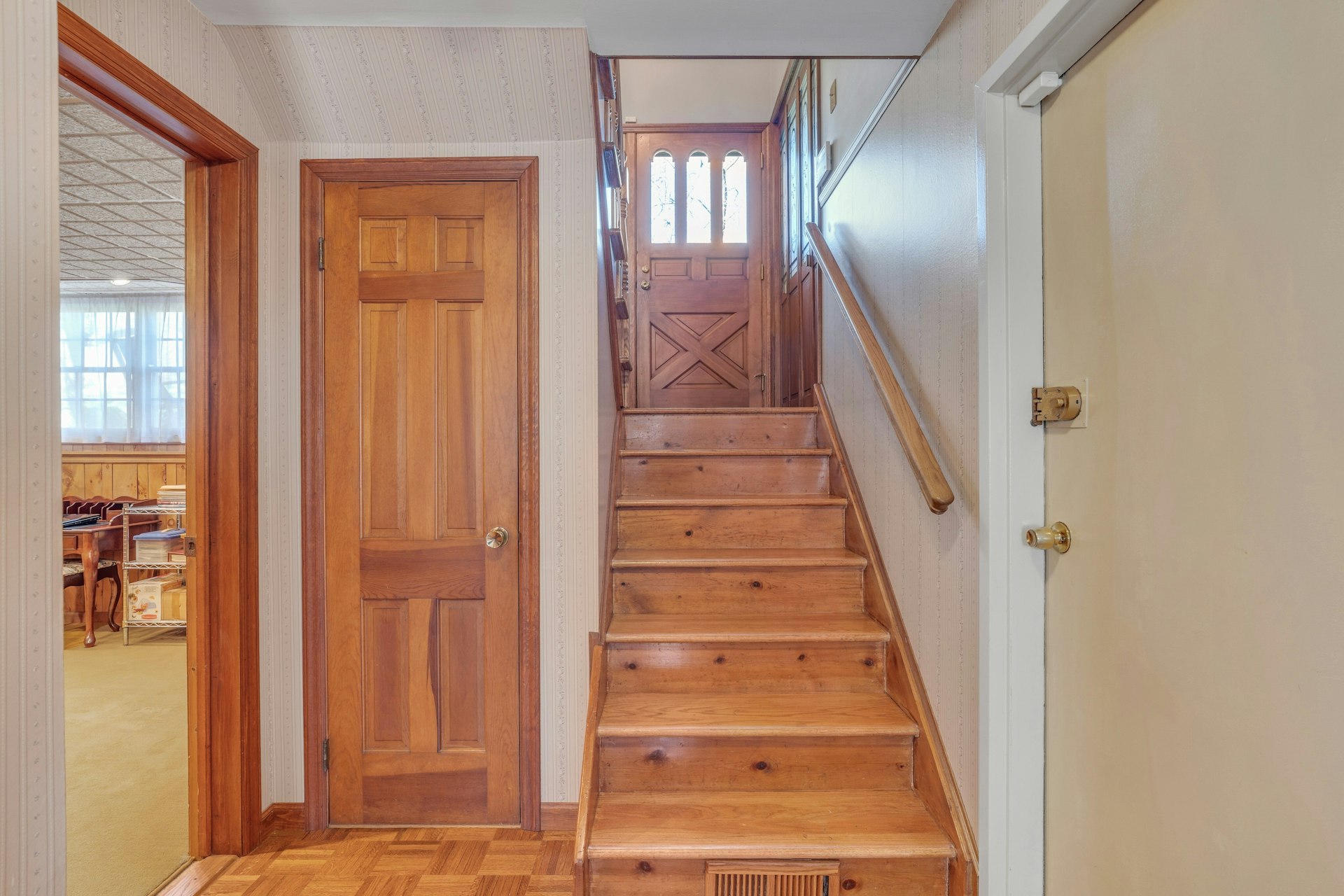 573 Dorchester Drive 