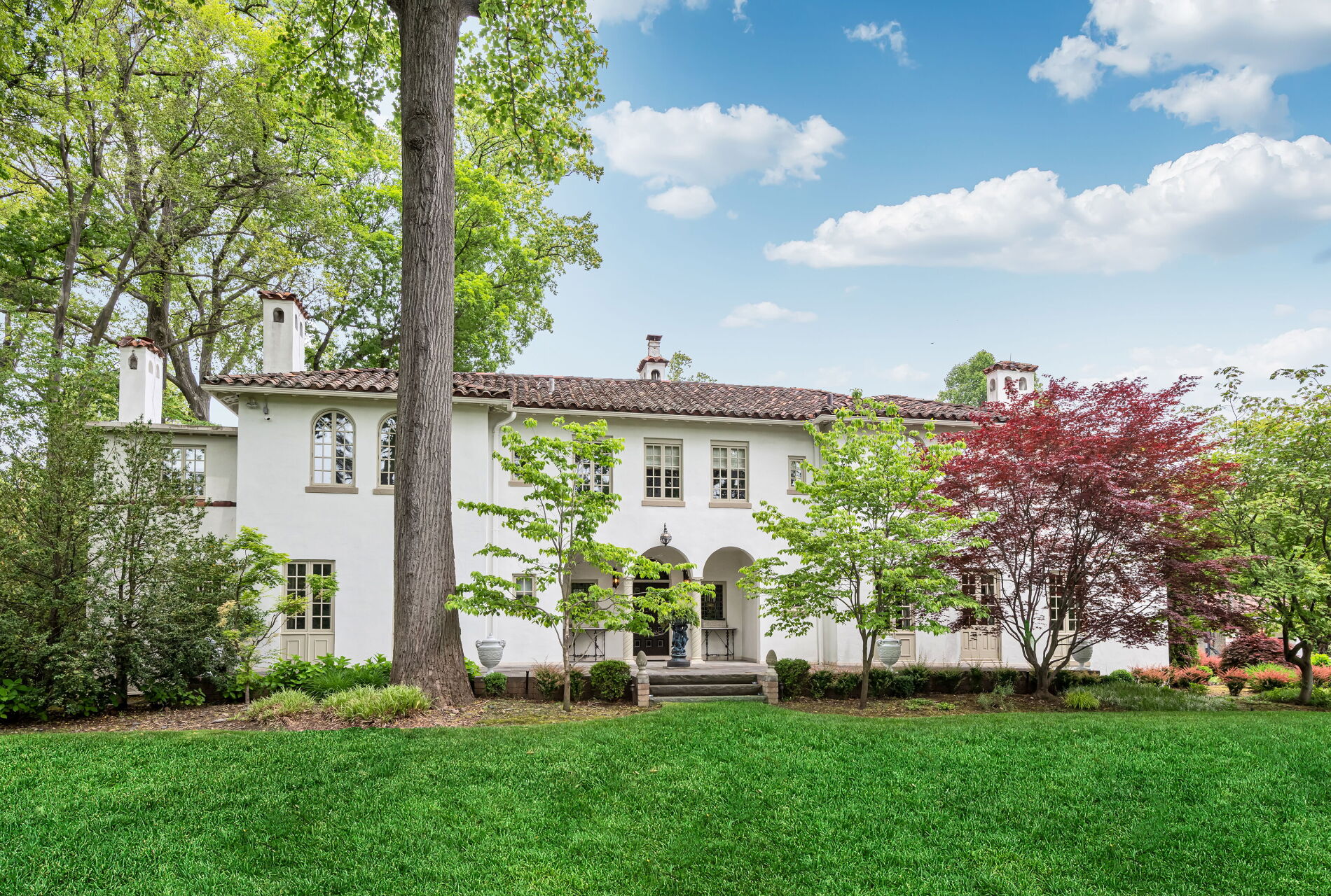 151 Woodland