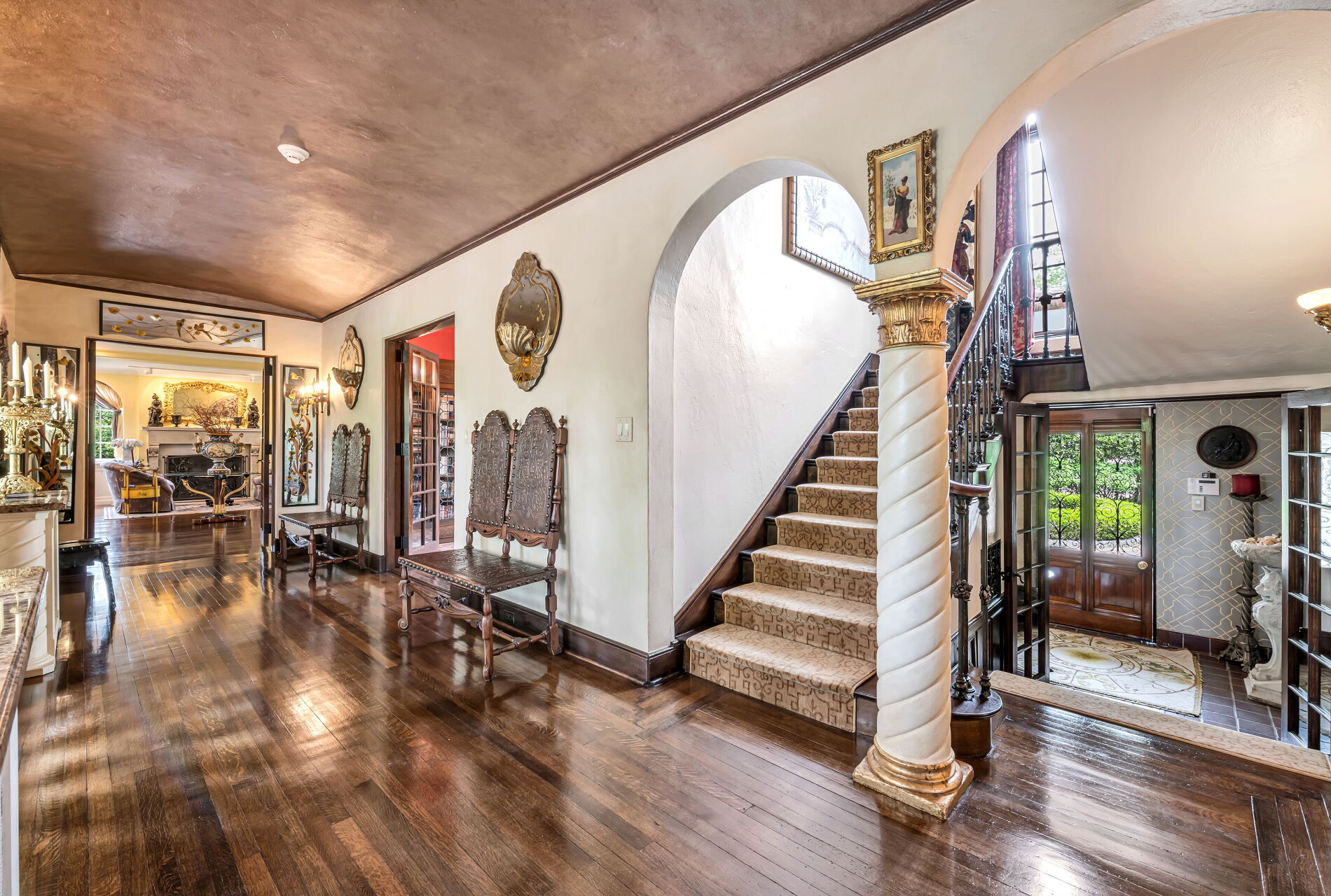 151 Woodland