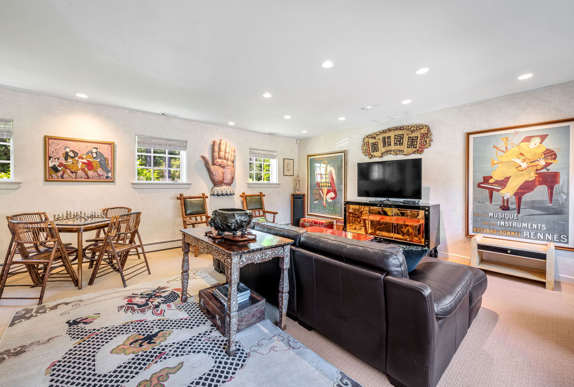 151 Woodland
