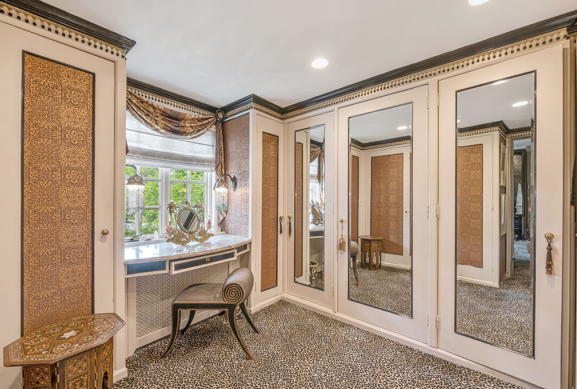 151 Woodland