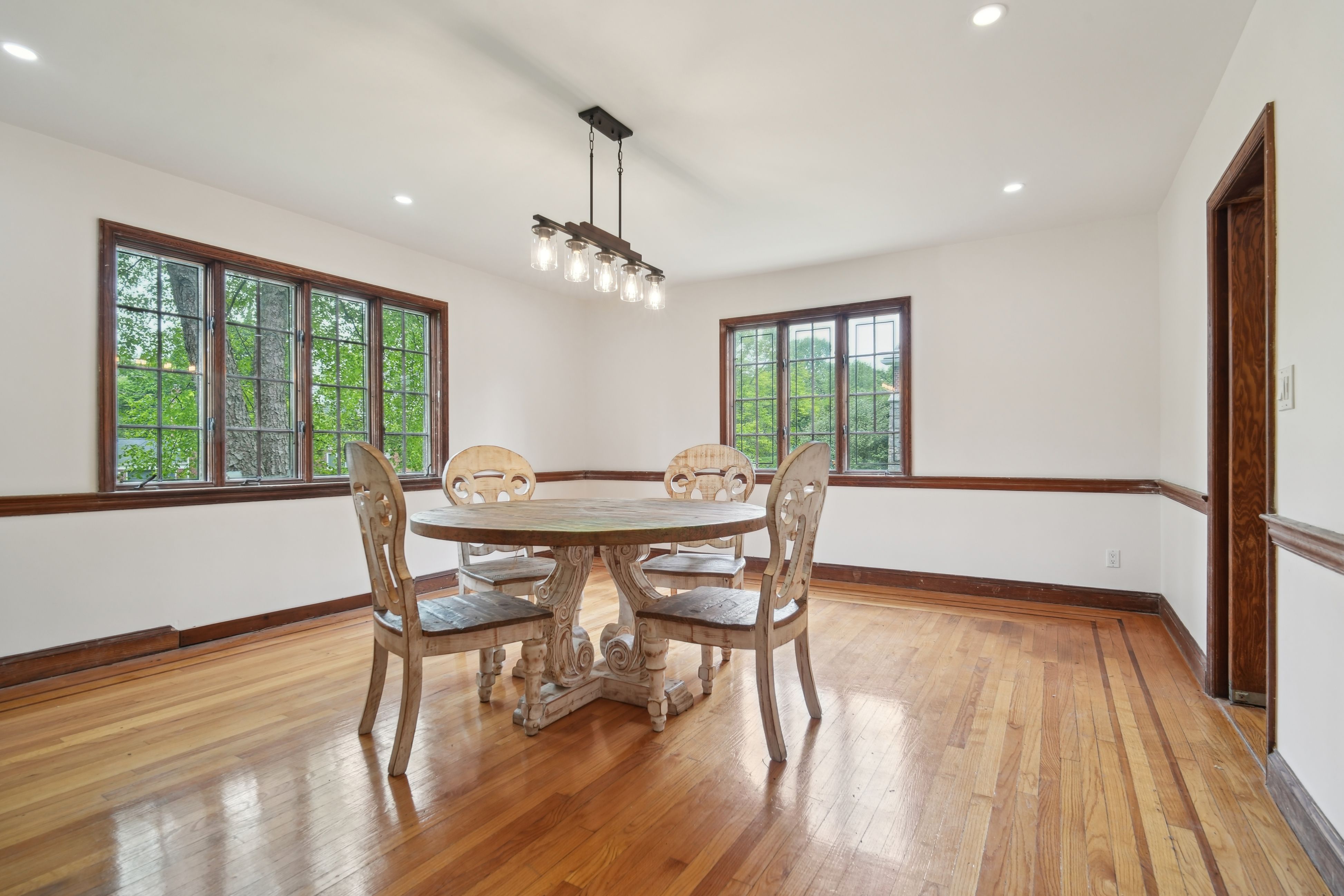 380 Maple Hill 