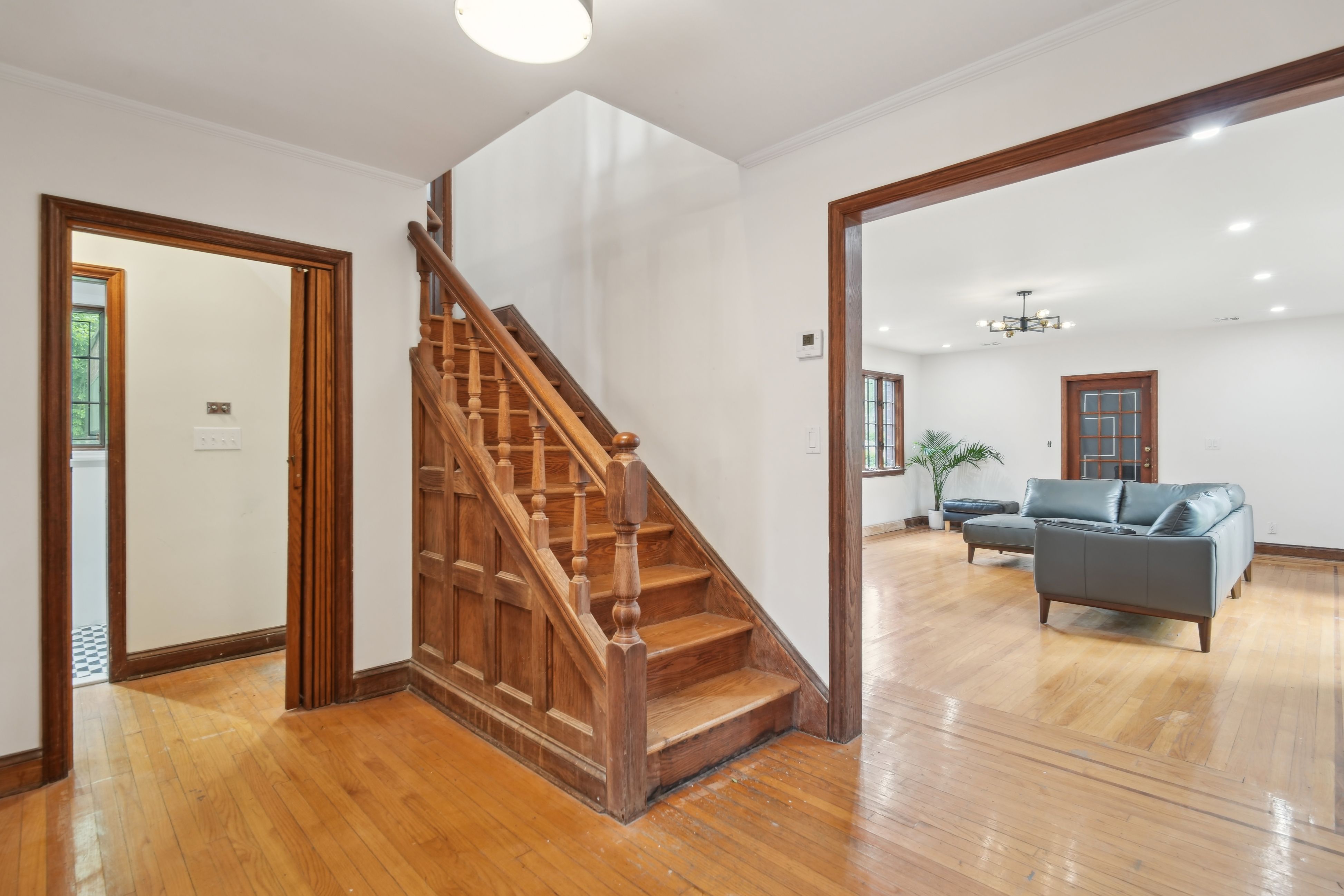 380 Maple Hill 
