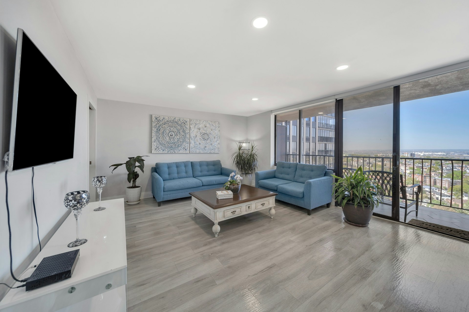 200 Winston Dr.  APT 2502