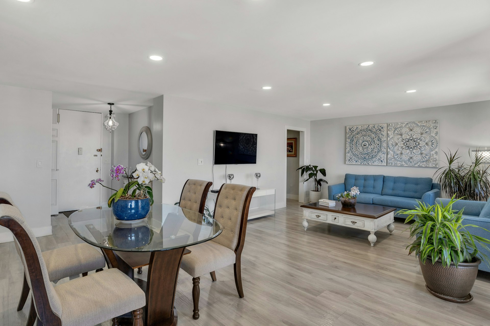 200 Winston Dr.  APT 2502
